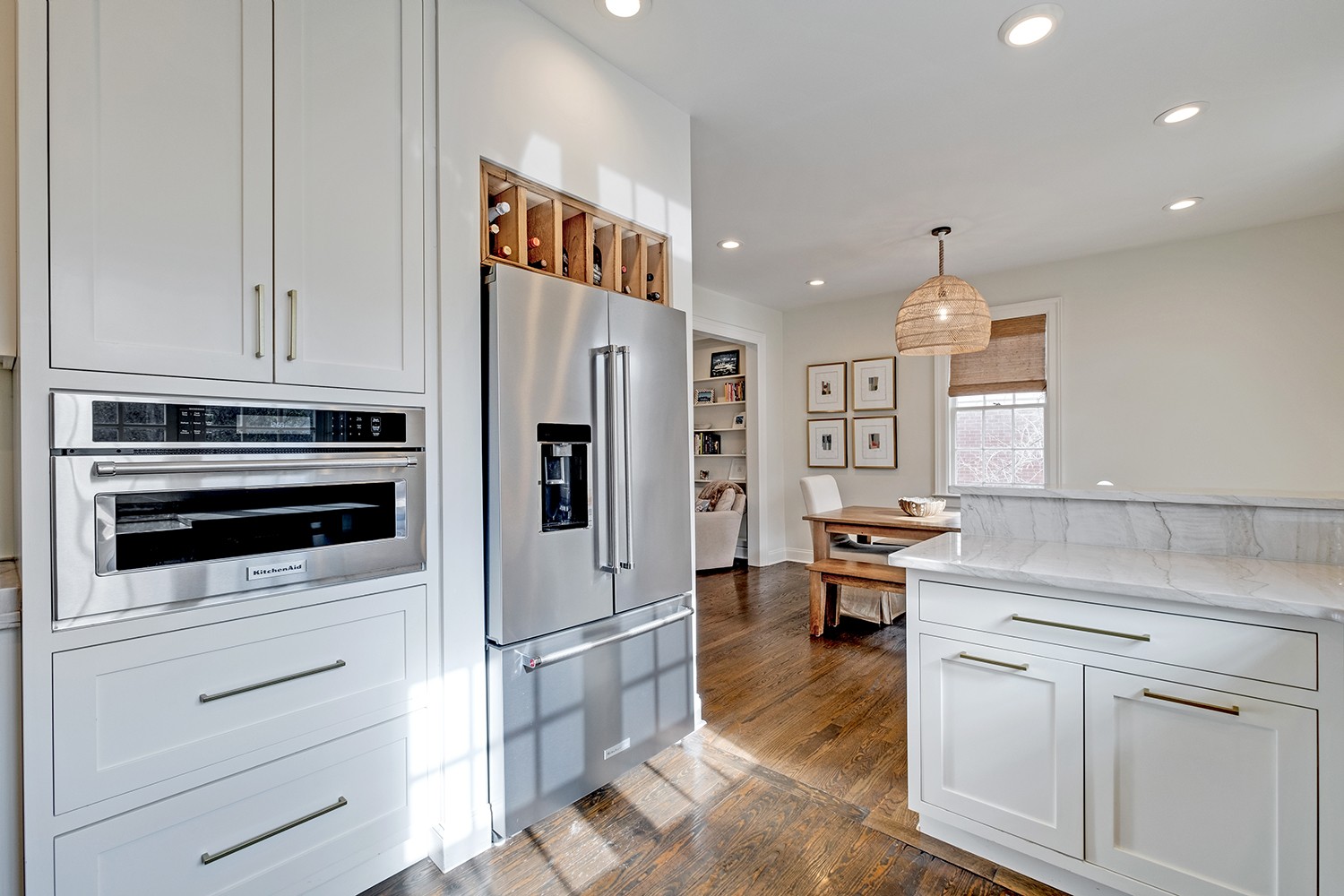 1117 Graybar Ln