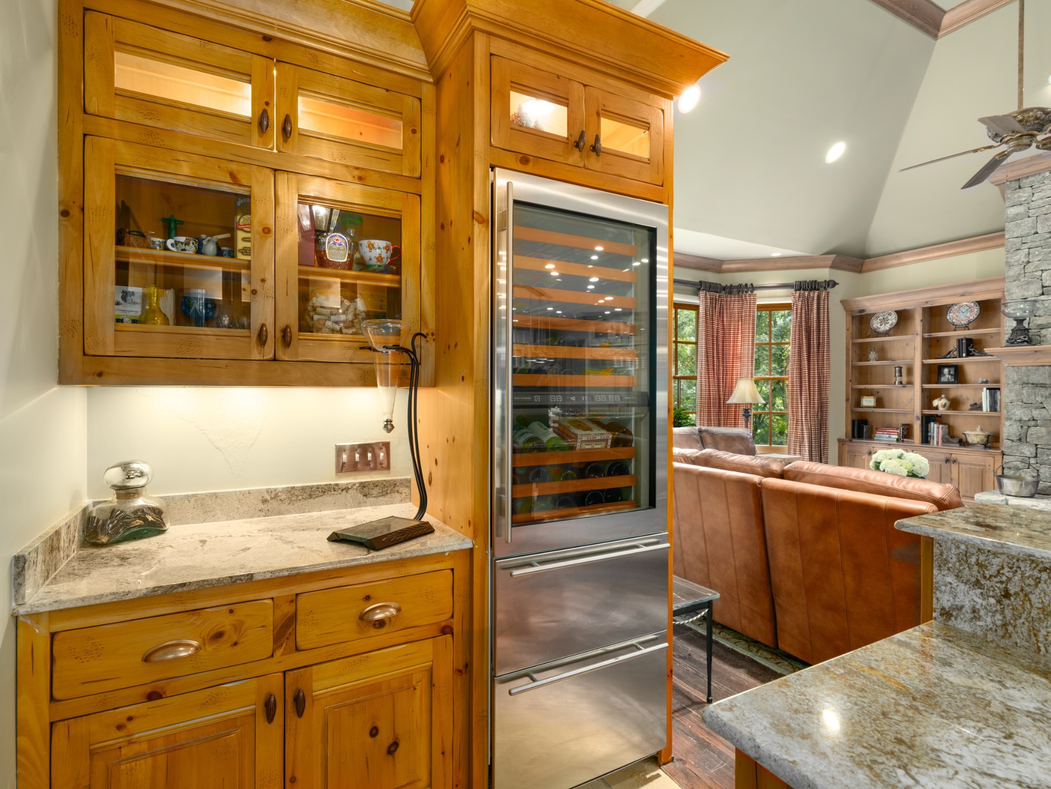 1066 Vaughn Crest Dr