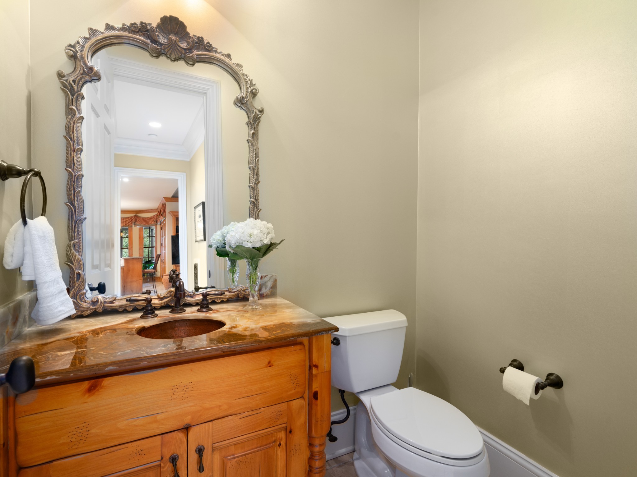 1066 Vaughn Crest Dr