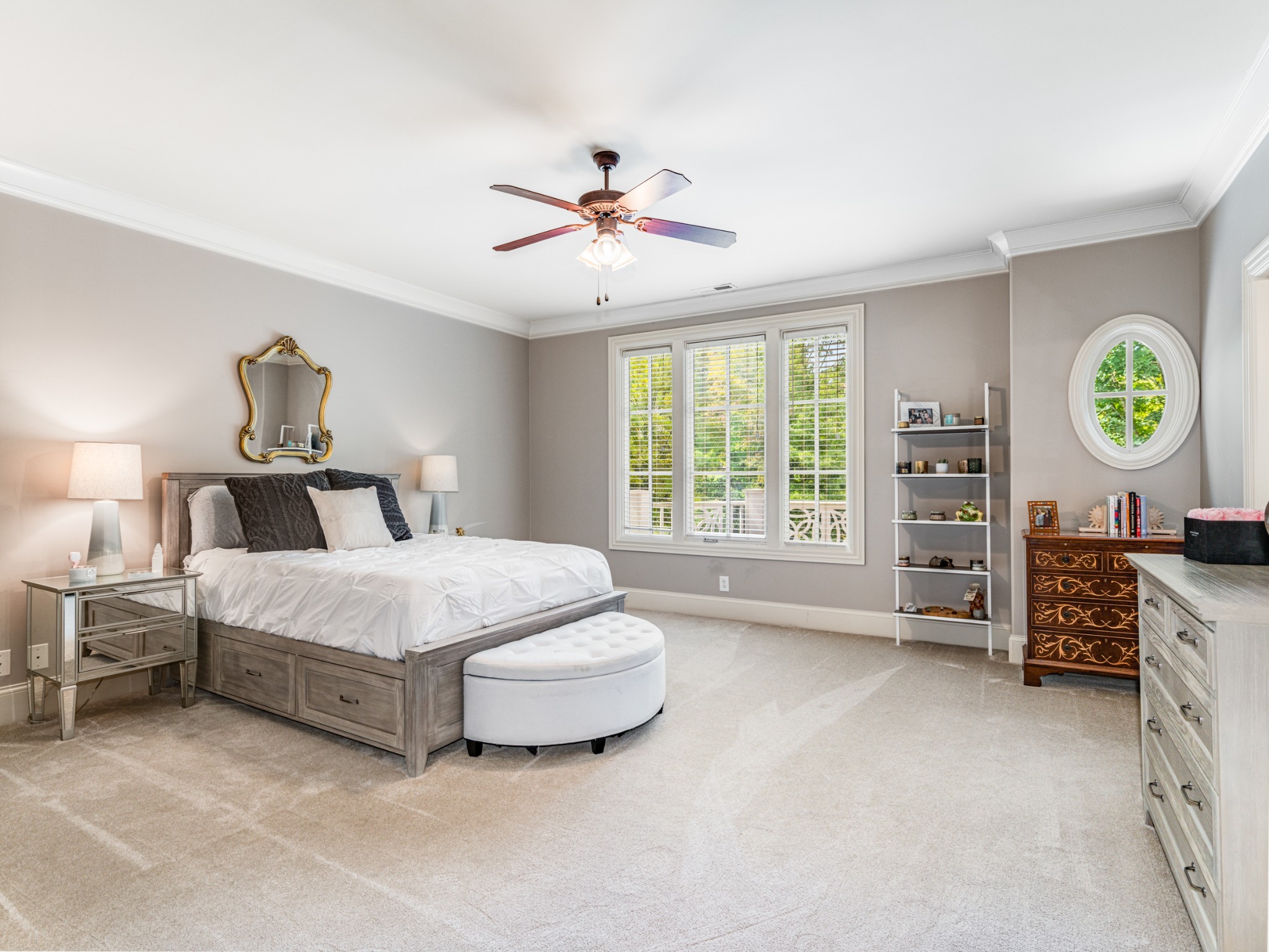 1066 Vaughn Crest Dr