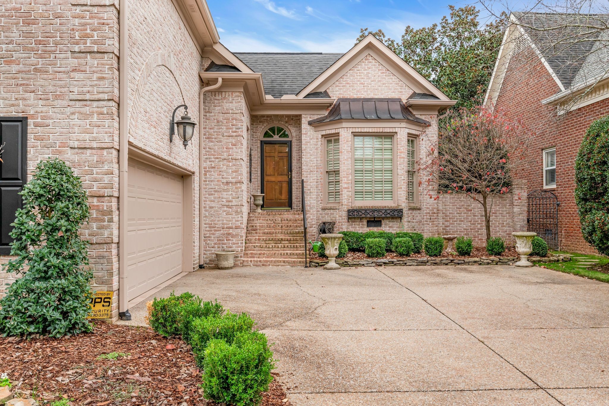 420 Prestwick Ct
