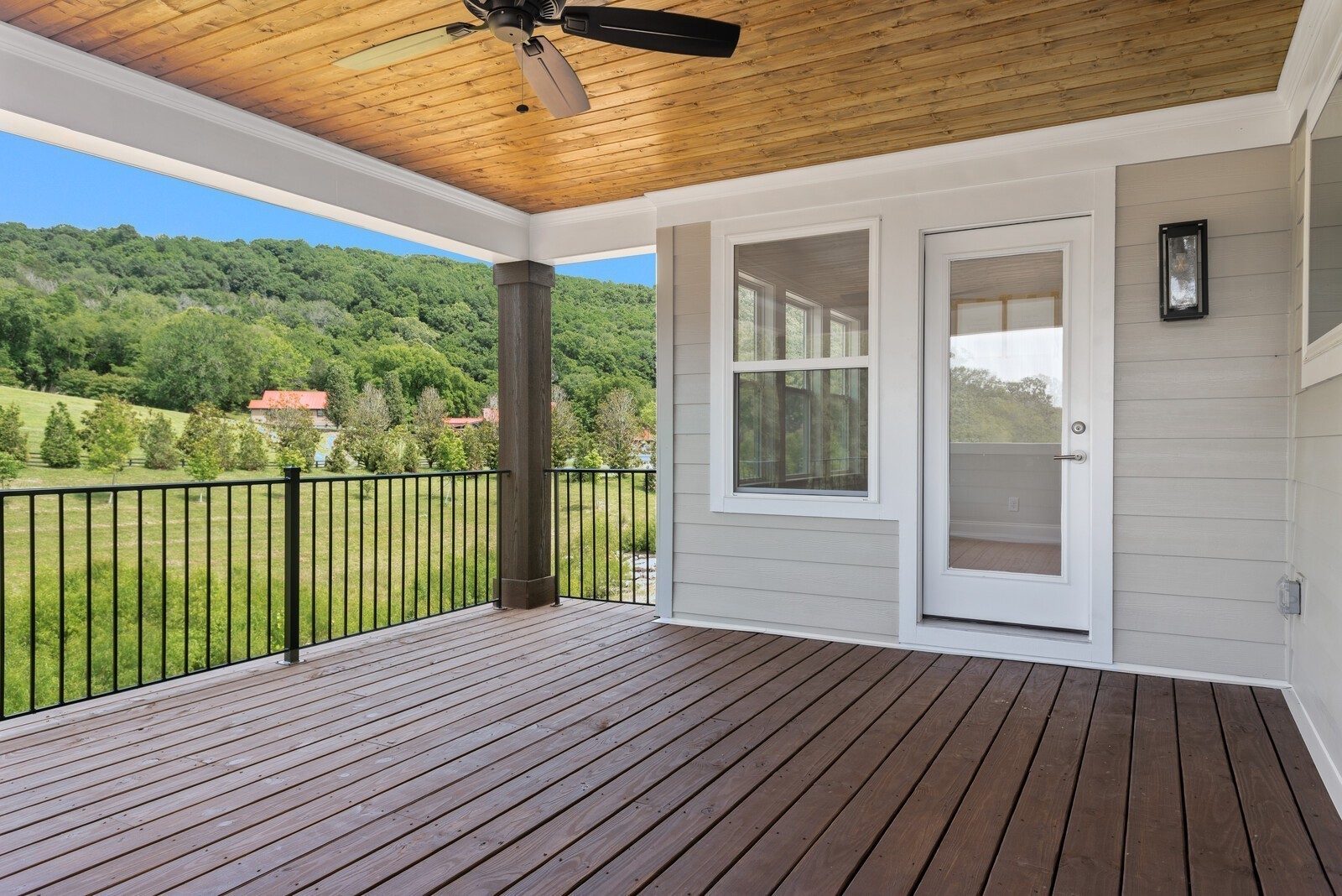 7031 Starnes Creek Blvd