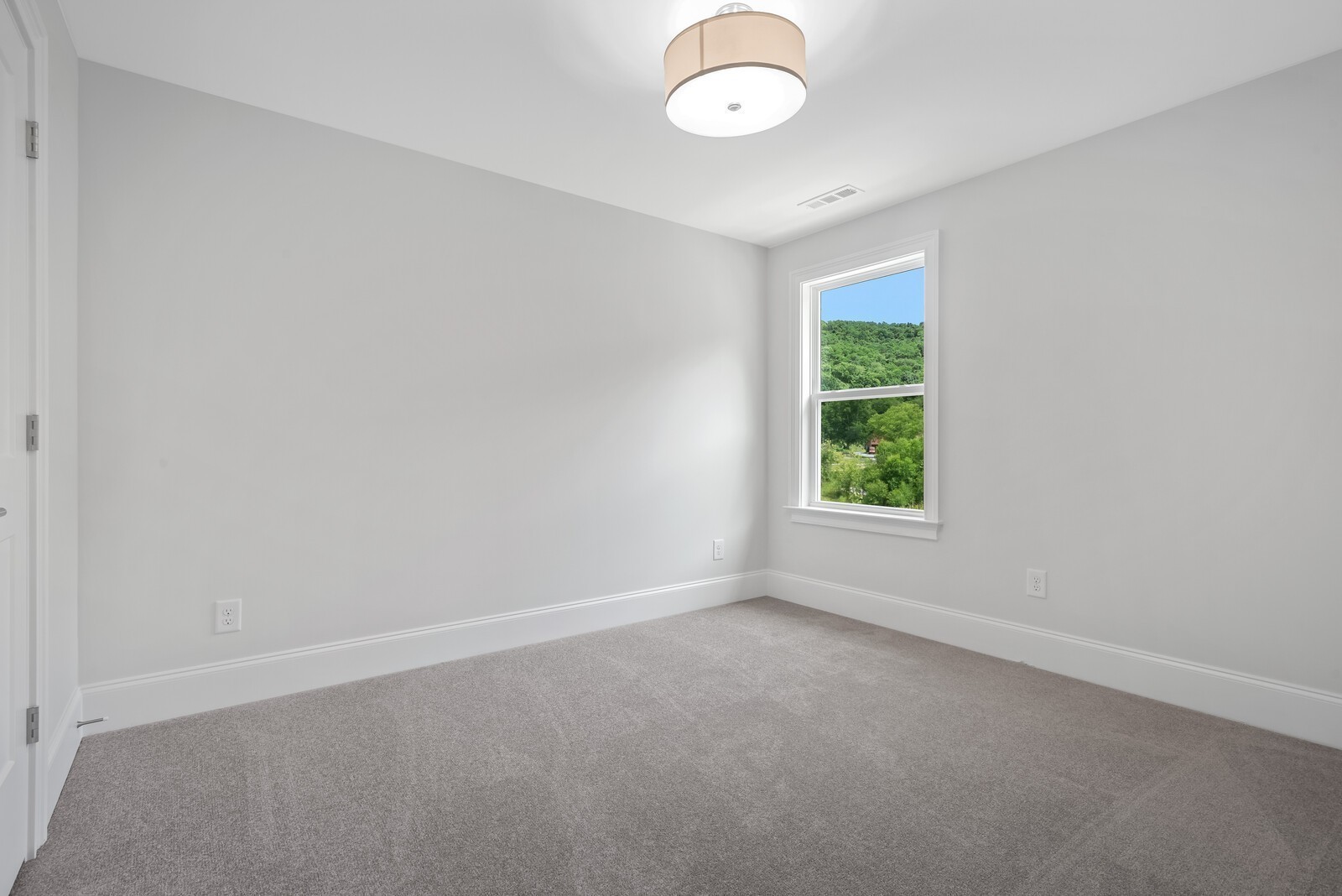 7031 Starnes Creek Blvd