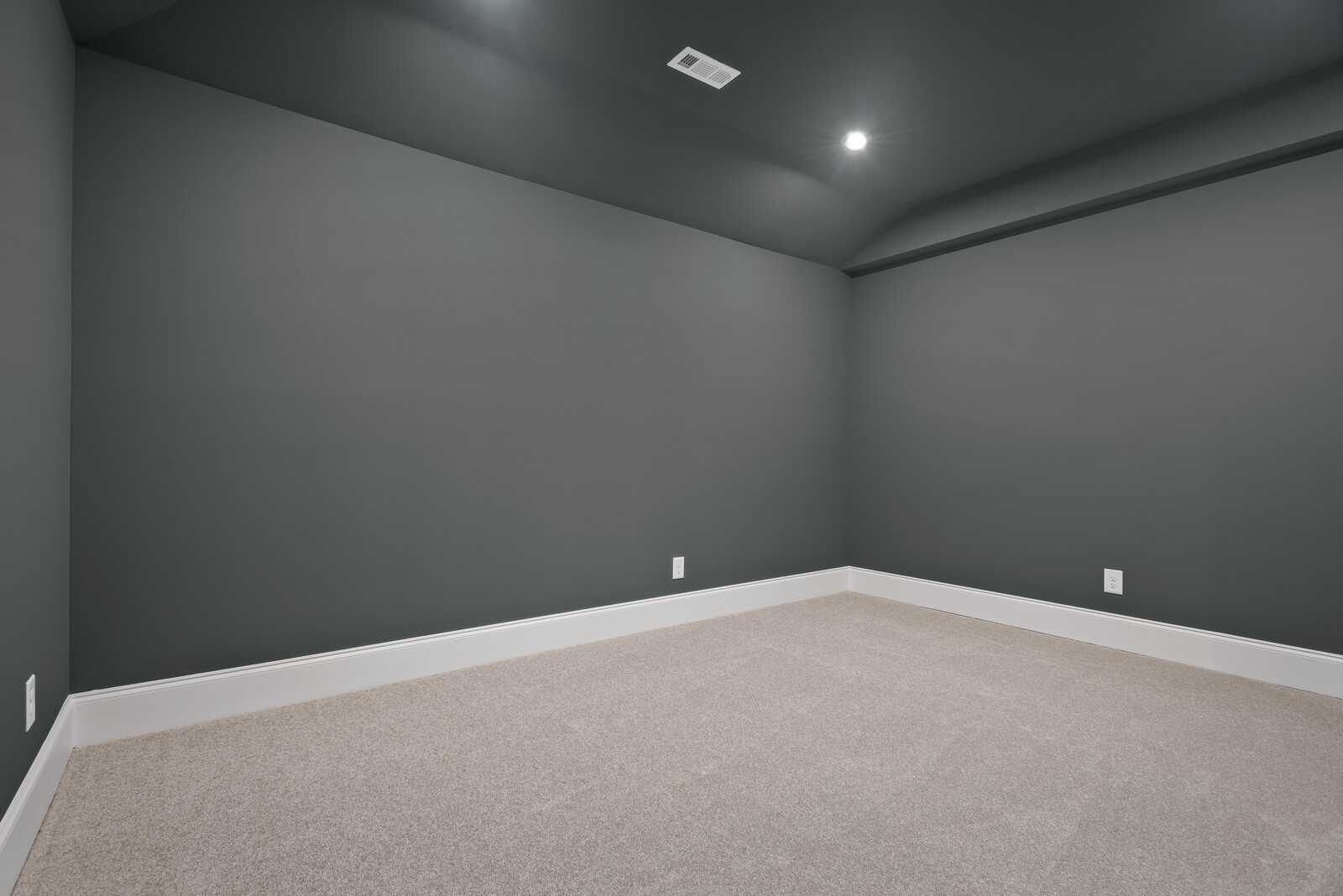 7031 Starnes Creek Blvd