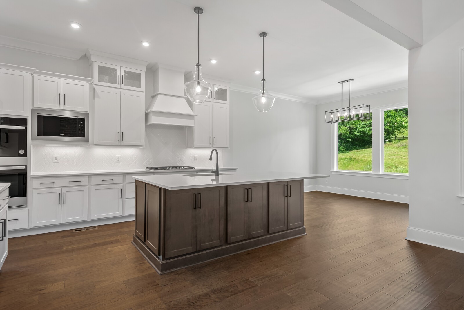 7031 Starnes Creek Blvd