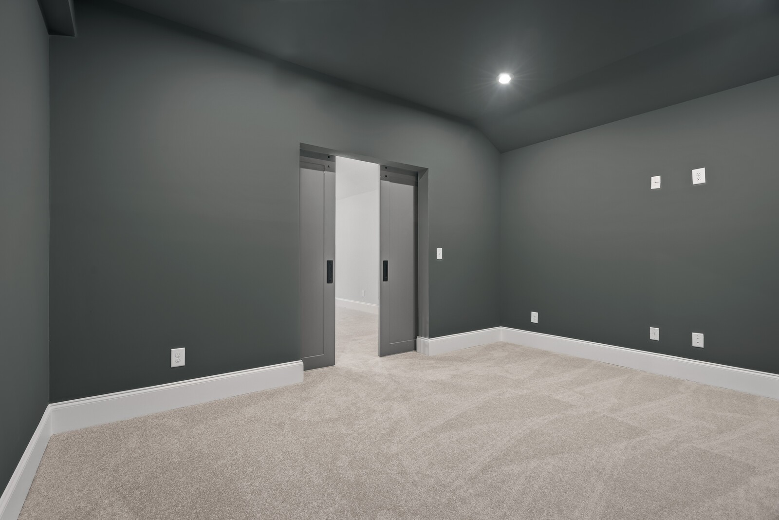 7031 Starnes Creek Blvd