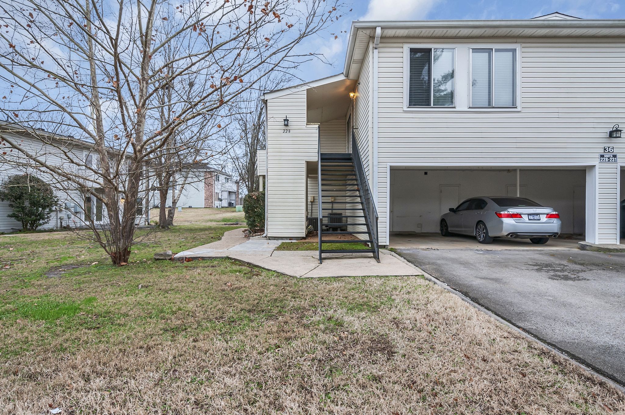810 Bellevue Rd Unit: 228