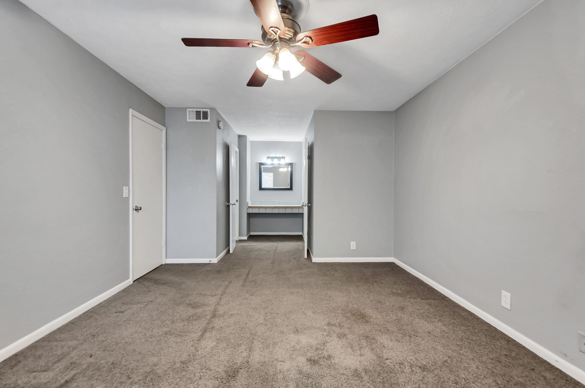 810 Bellevue Rd Unit: 228