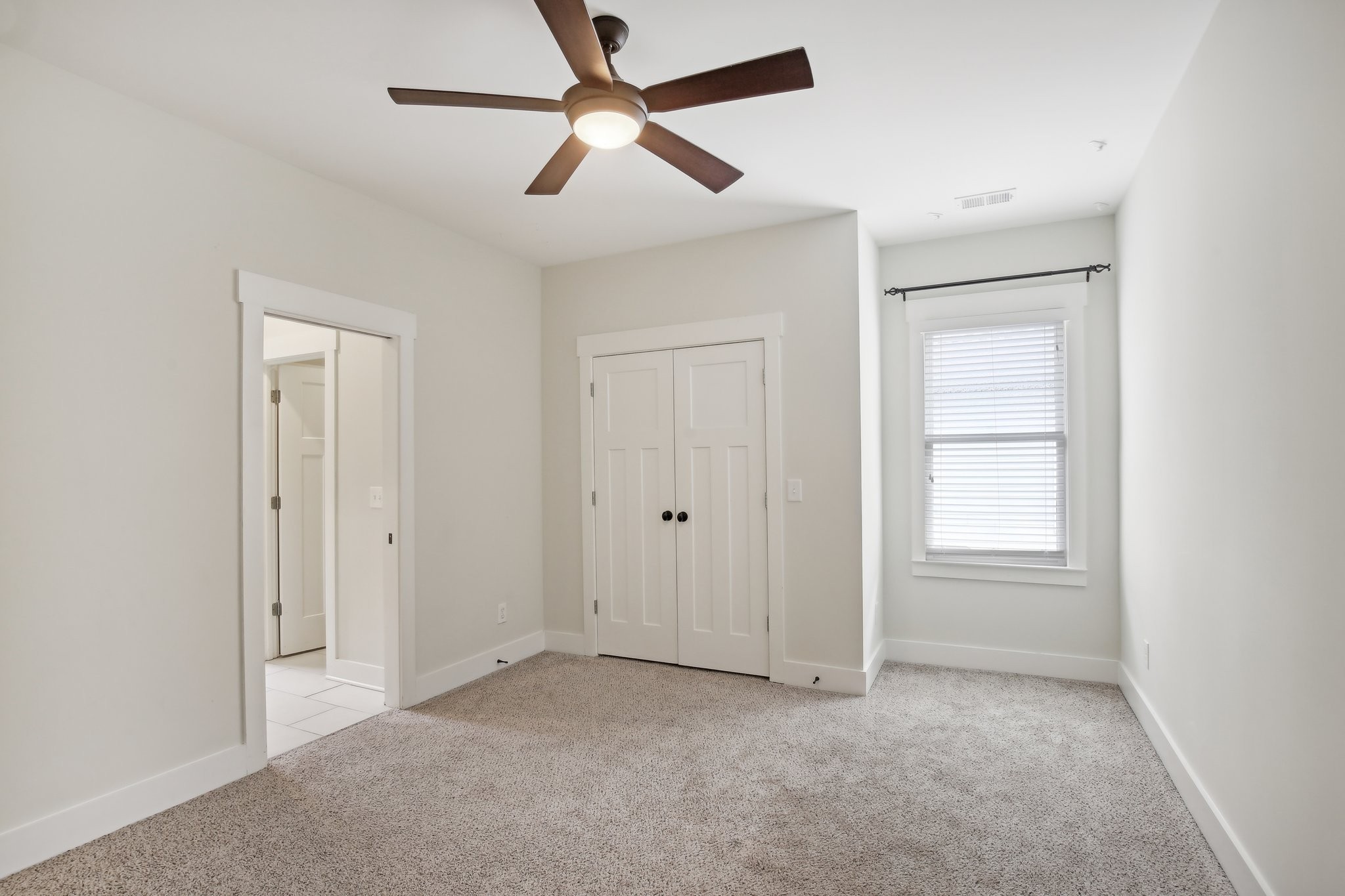 1537 Battlefield Dr Unit: A