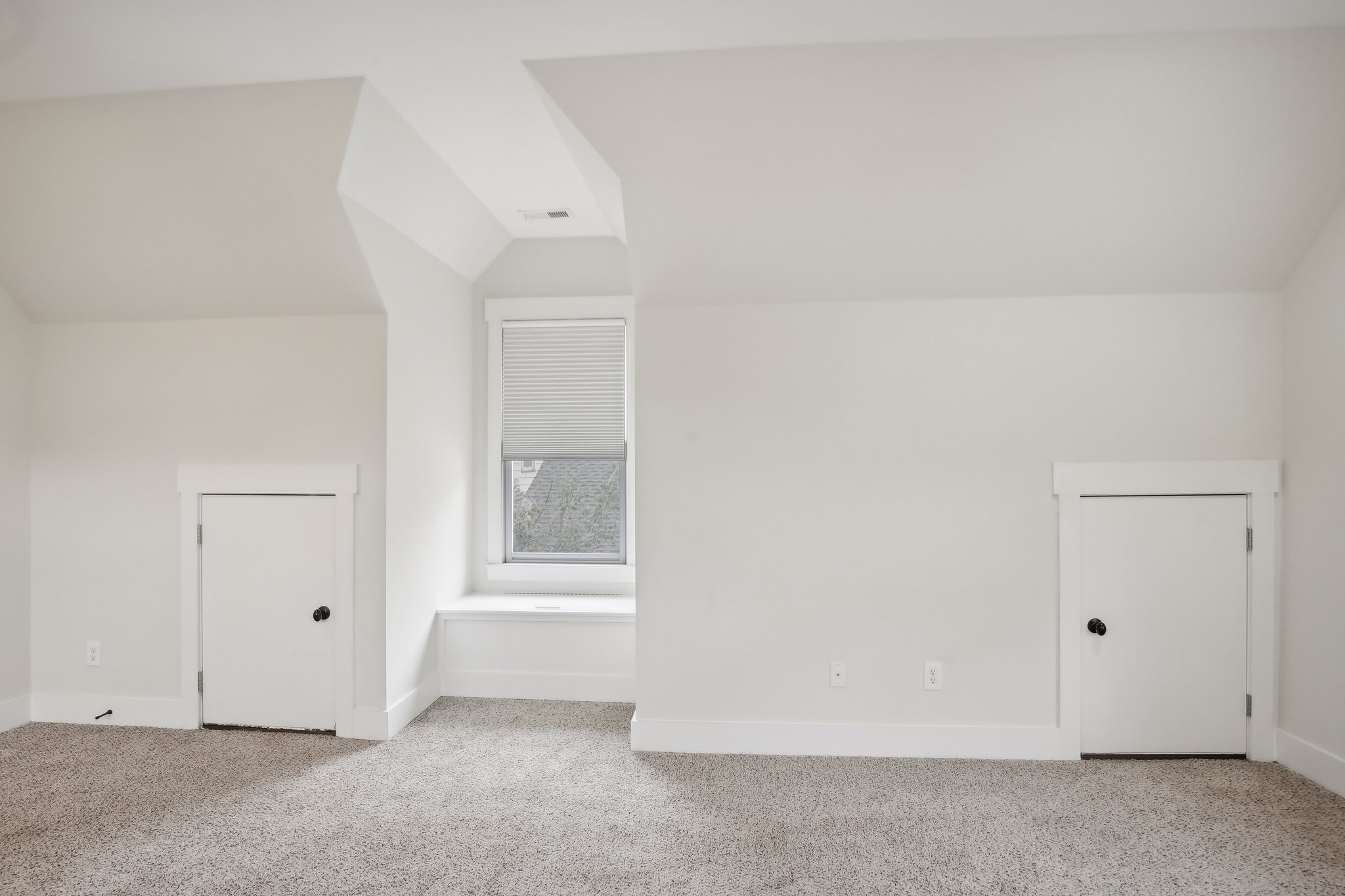 1537 Battlefield Dr Unit: A
