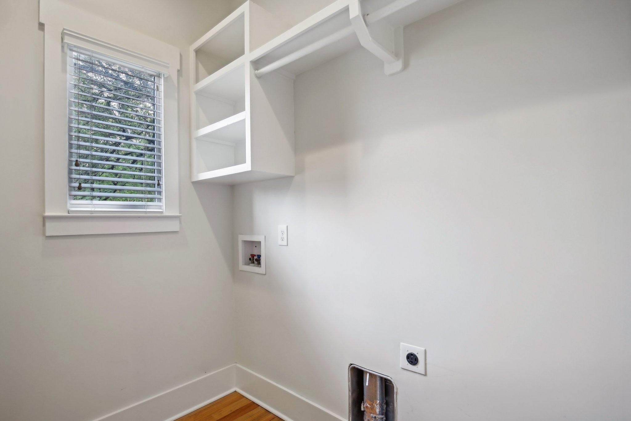 1537 Battlefield Dr Unit: A