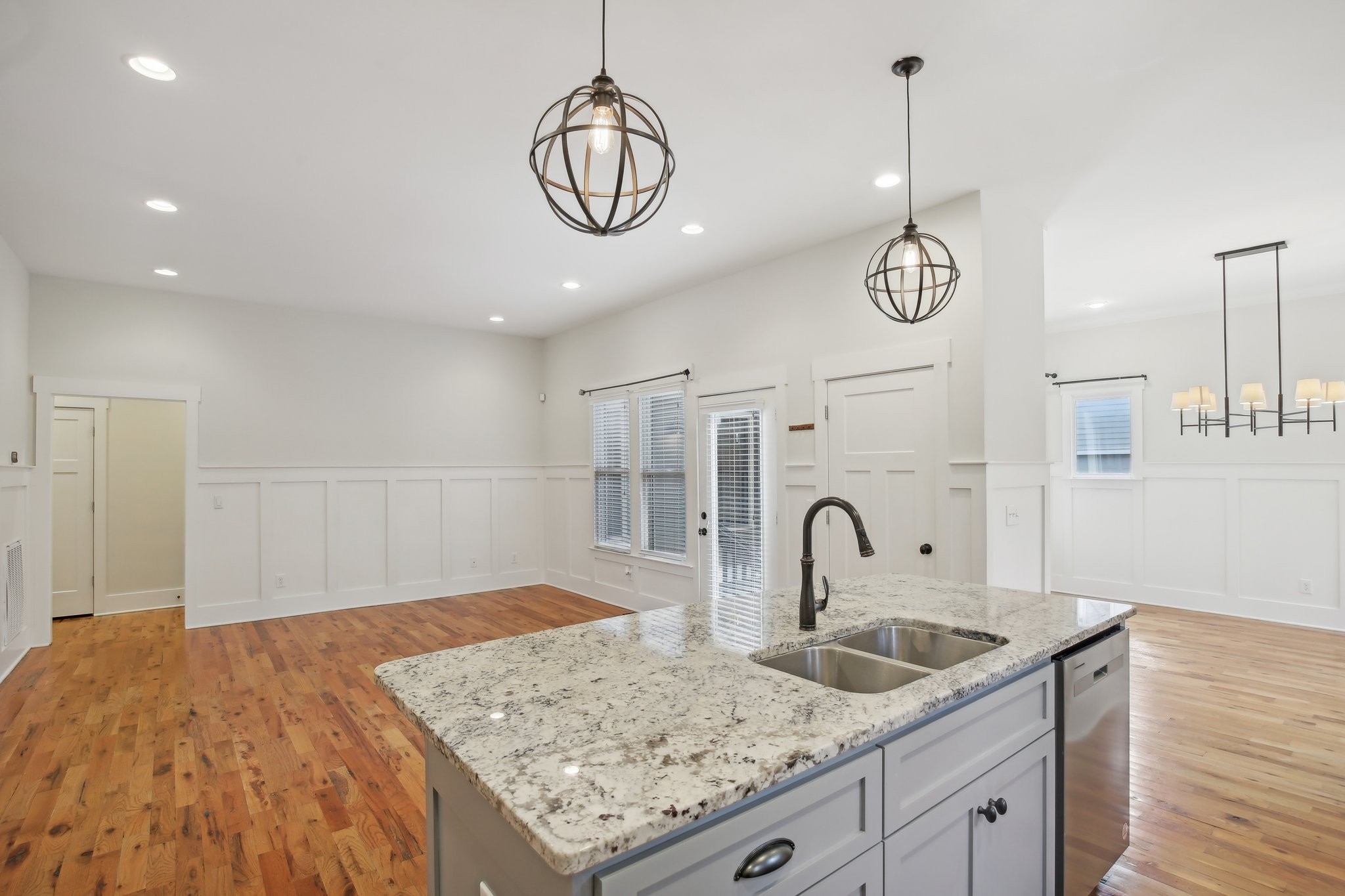 1537 Battlefield Dr Unit: A