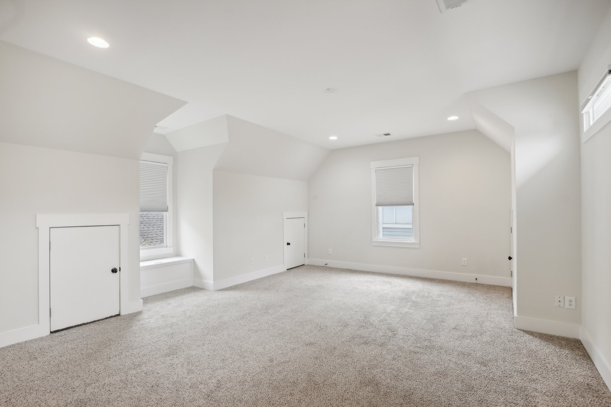 1537 Battlefield Dr Unit: A