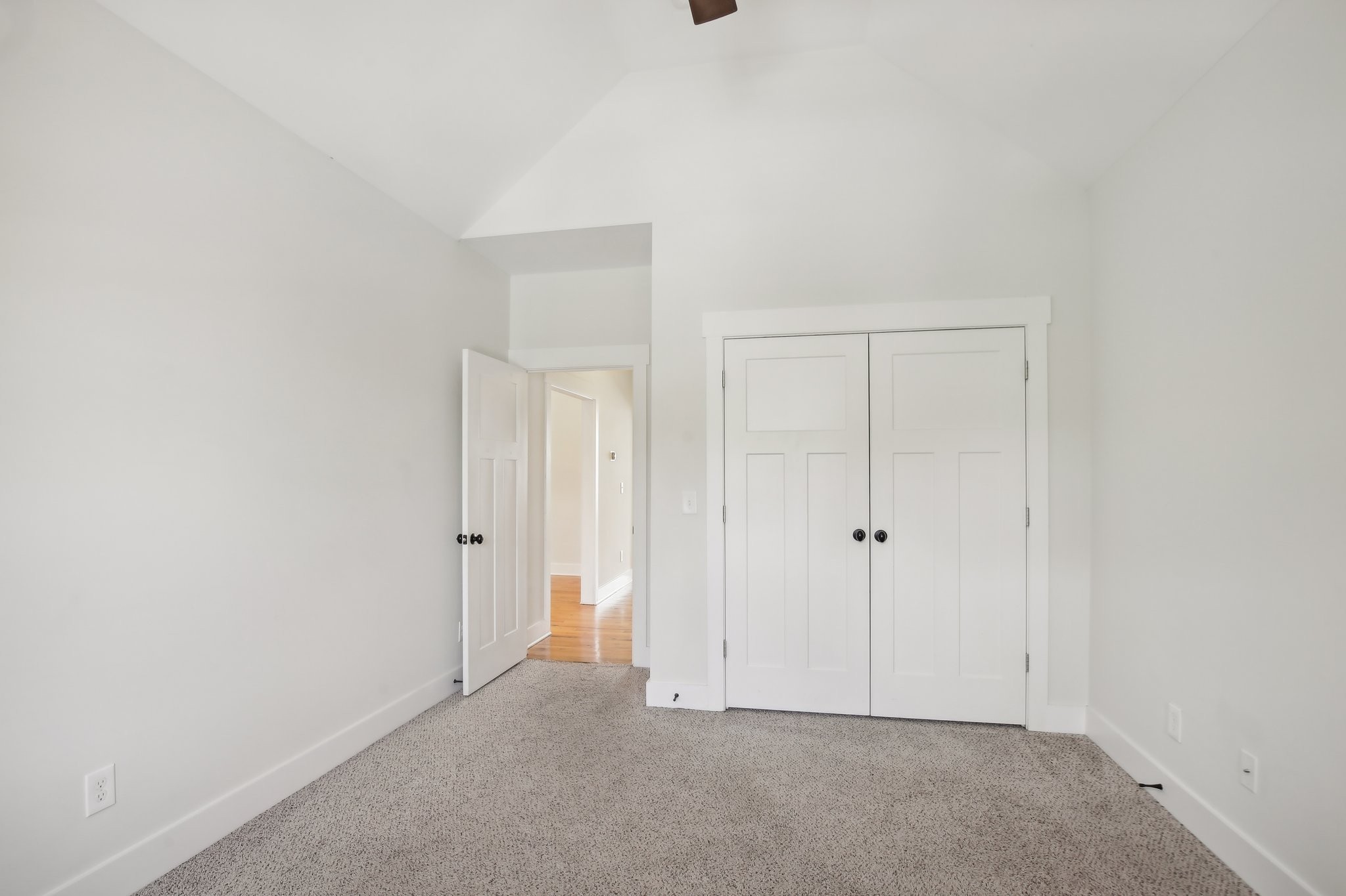 1537 Battlefield Dr Unit: A