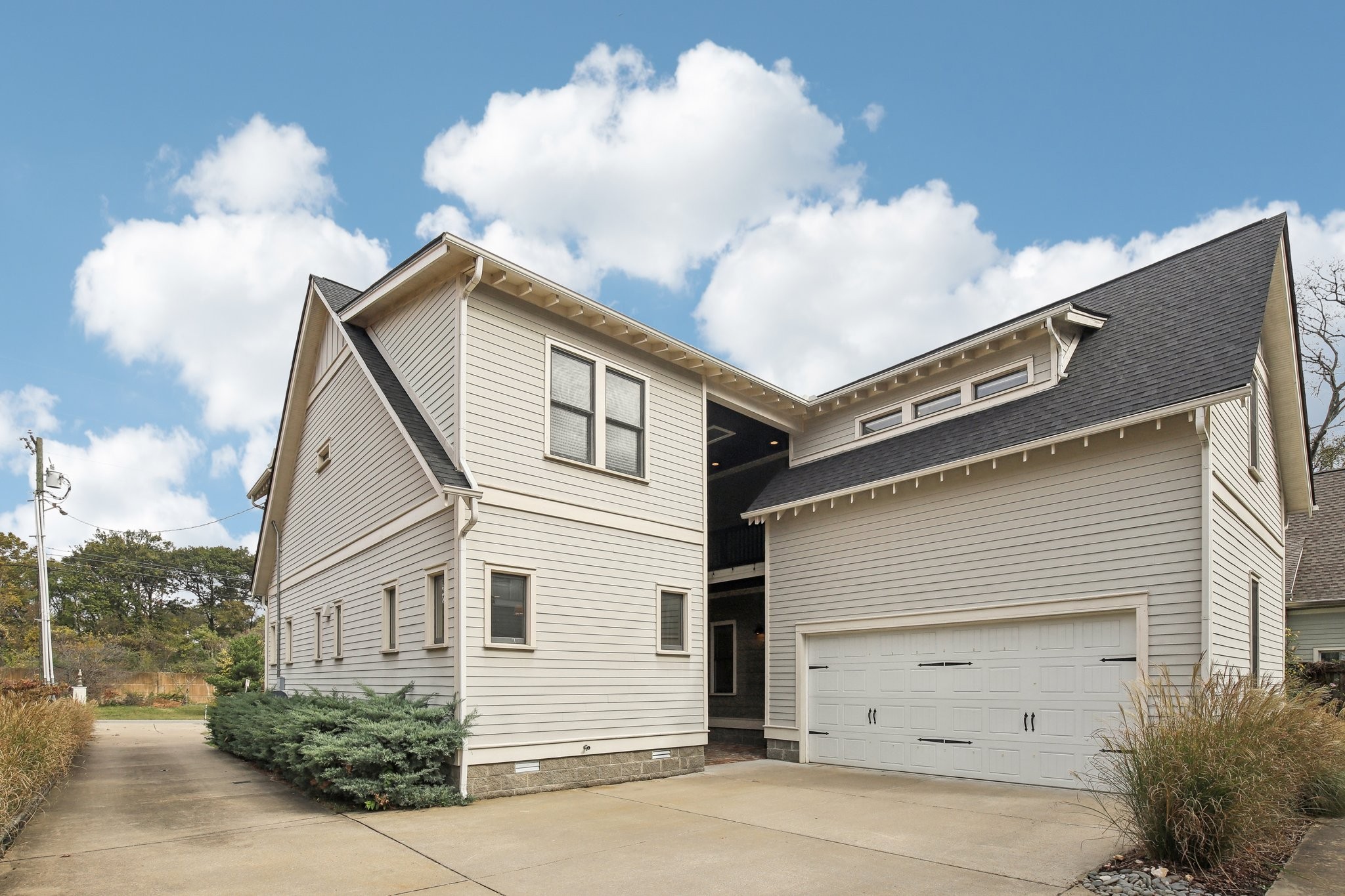 1537 Battlefield Dr Unit: A