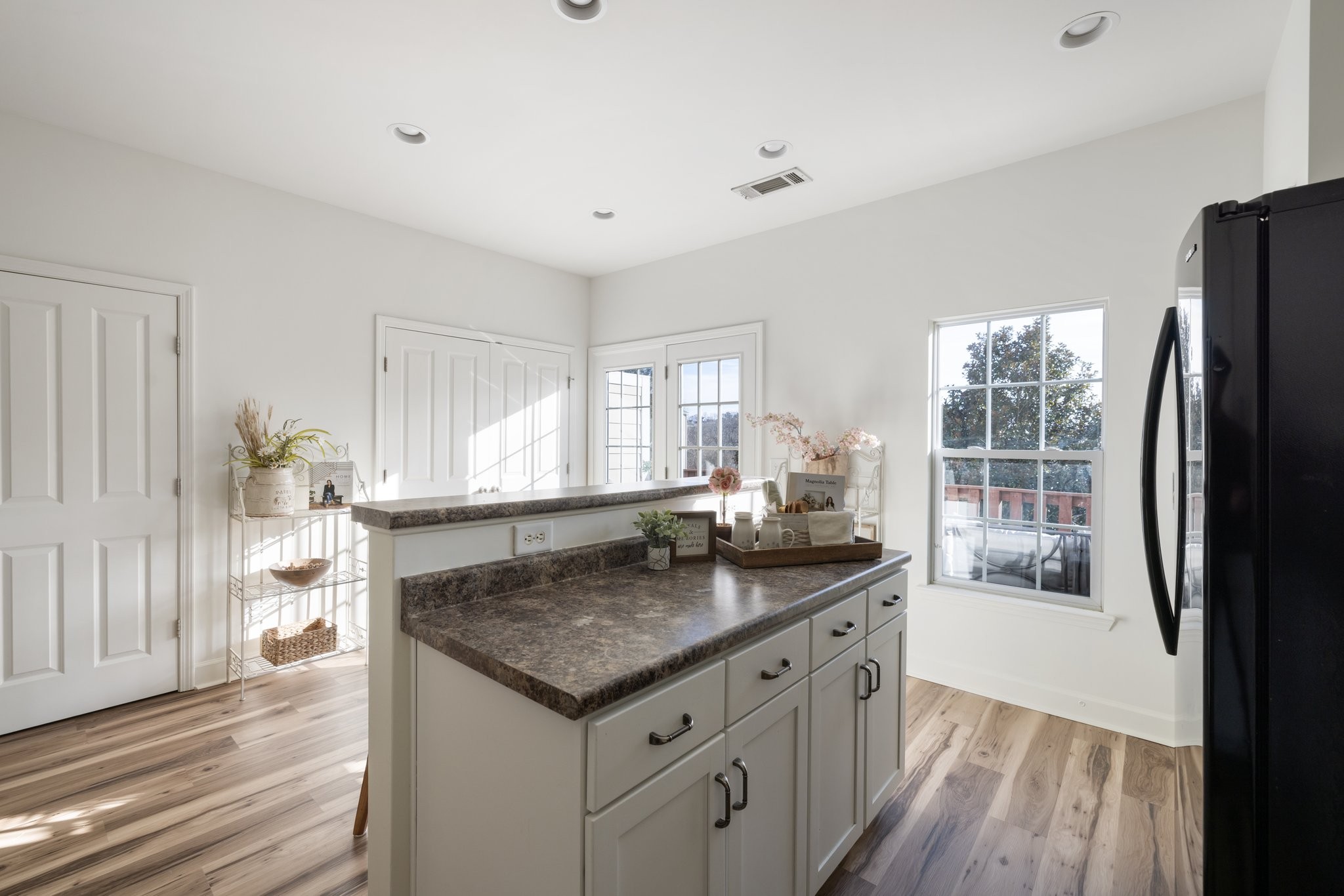 8124 Lenox Creekside Dr