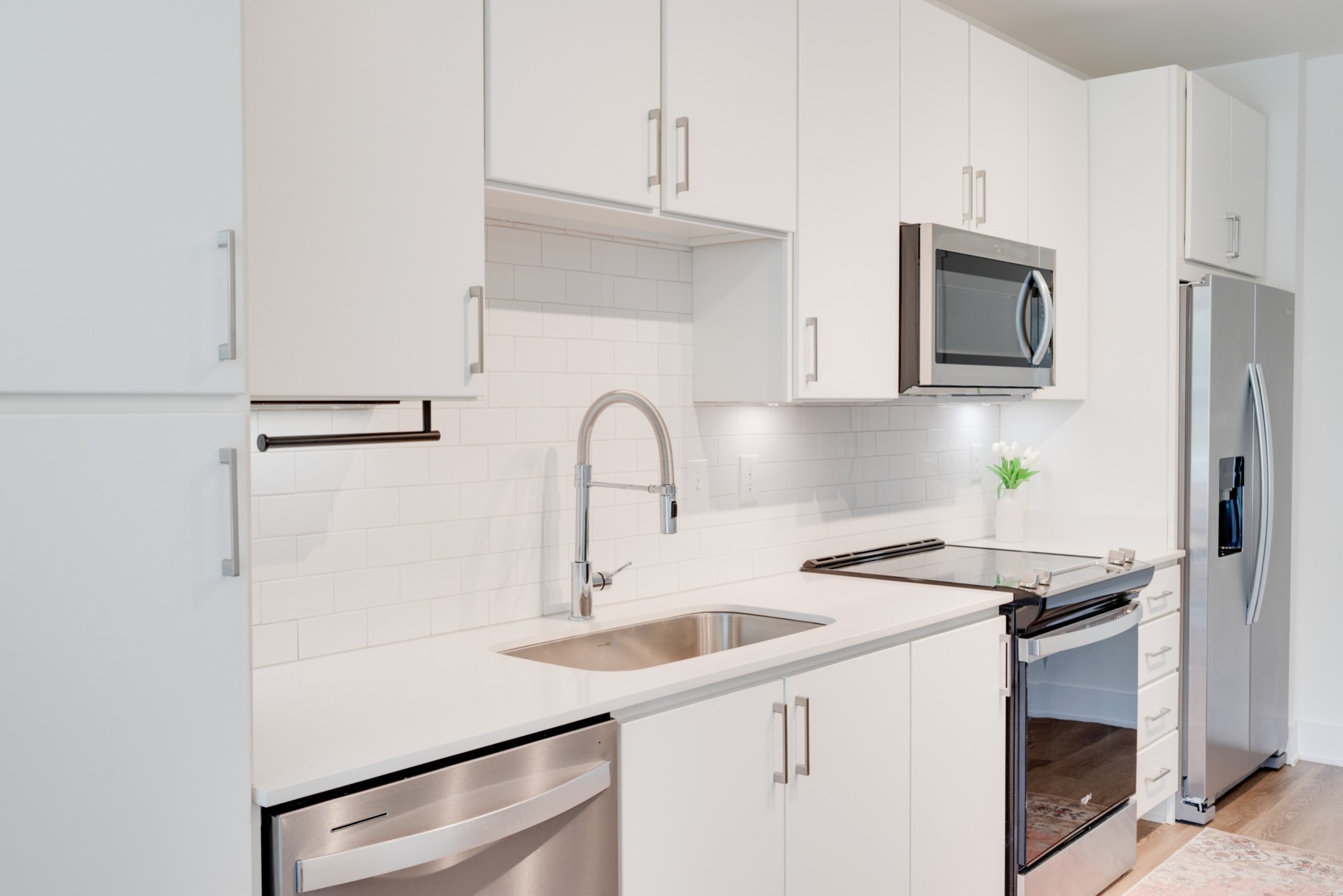 542 Southgate Ave Unit: 215