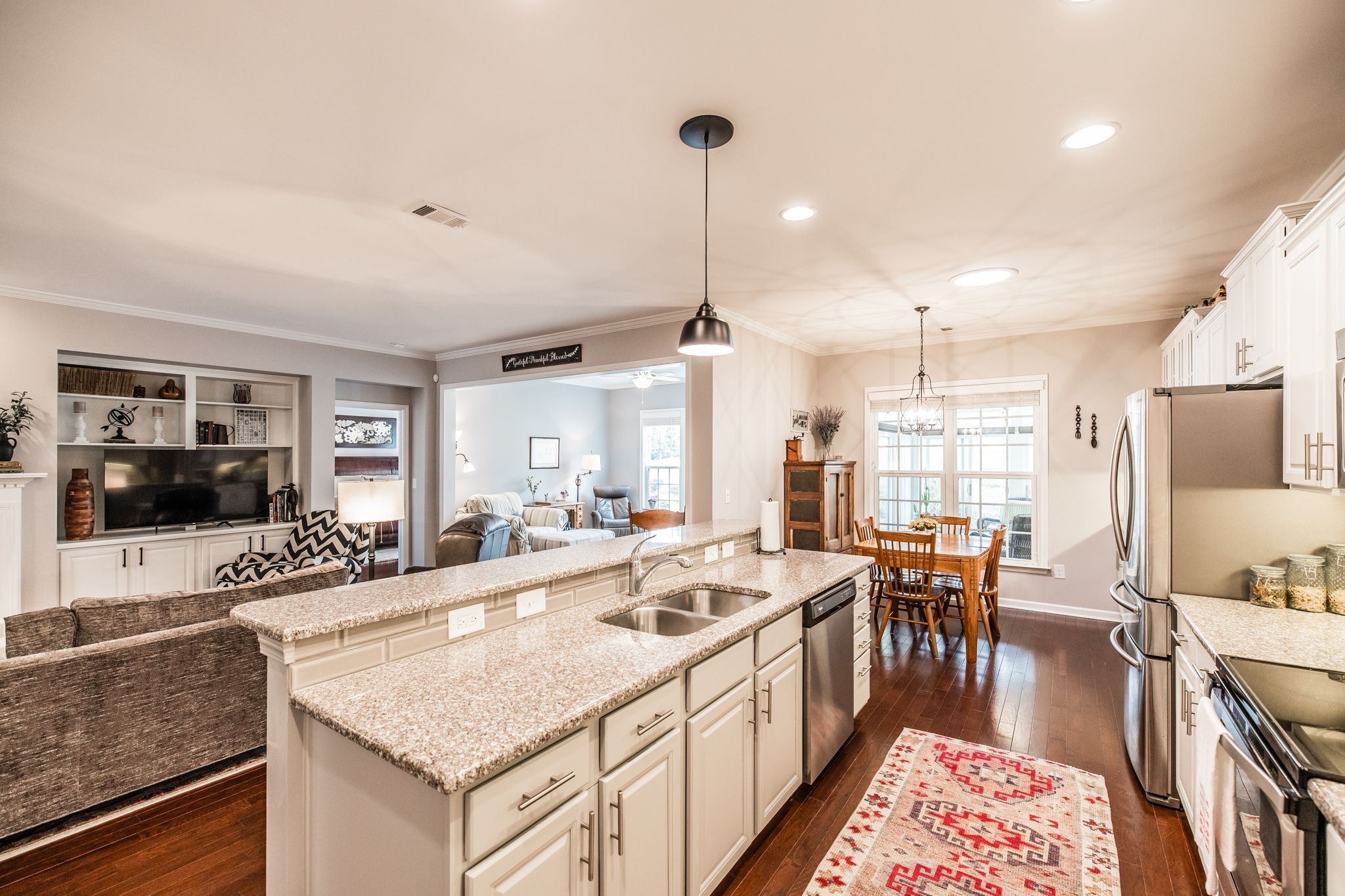 126 Privateer Ln