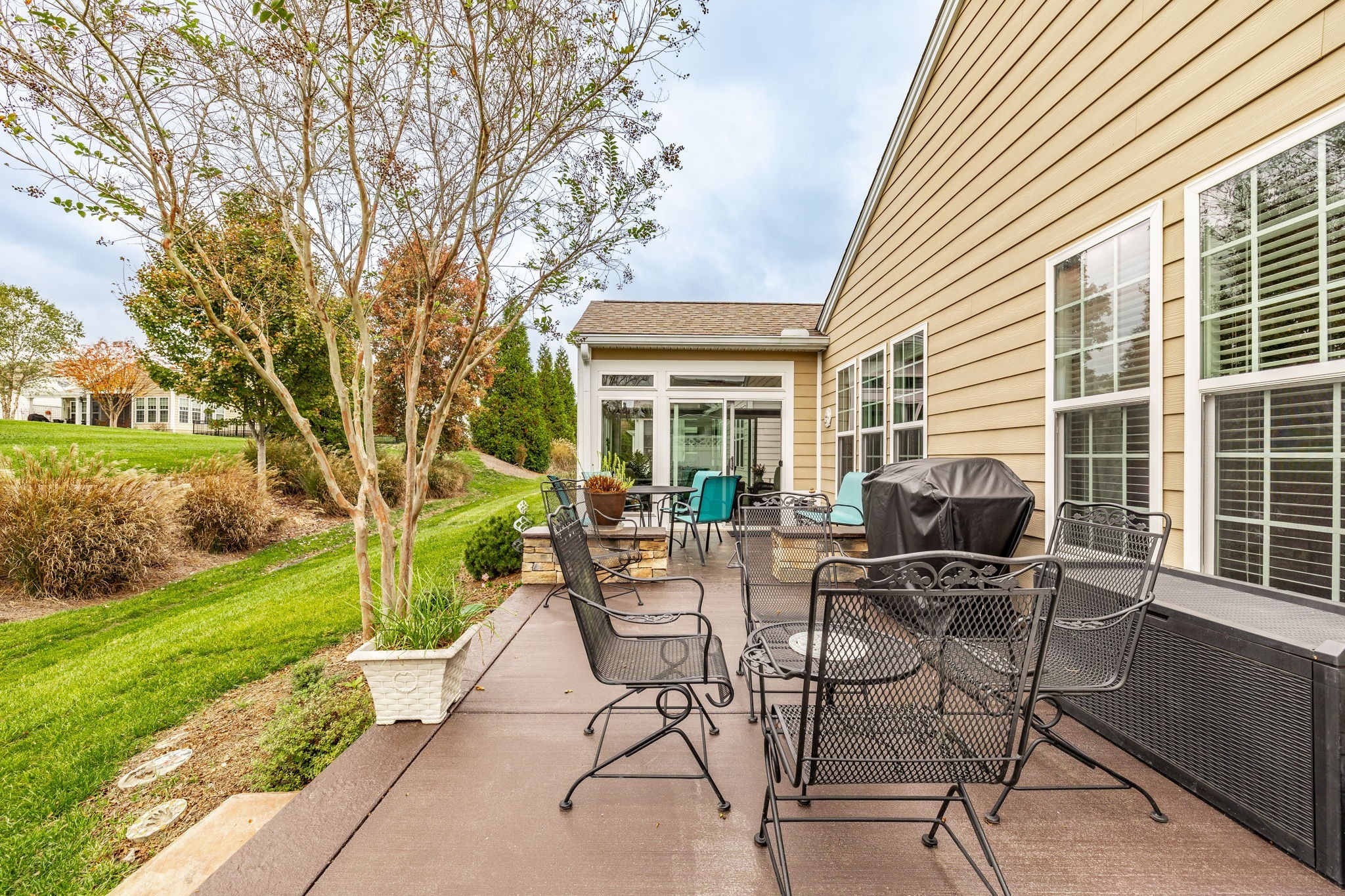 126 Privateer Ln