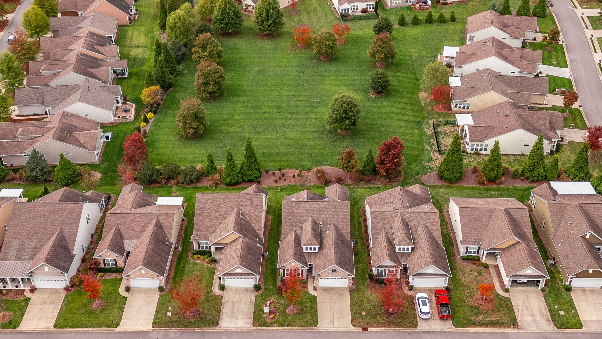 126 Privateer Ln