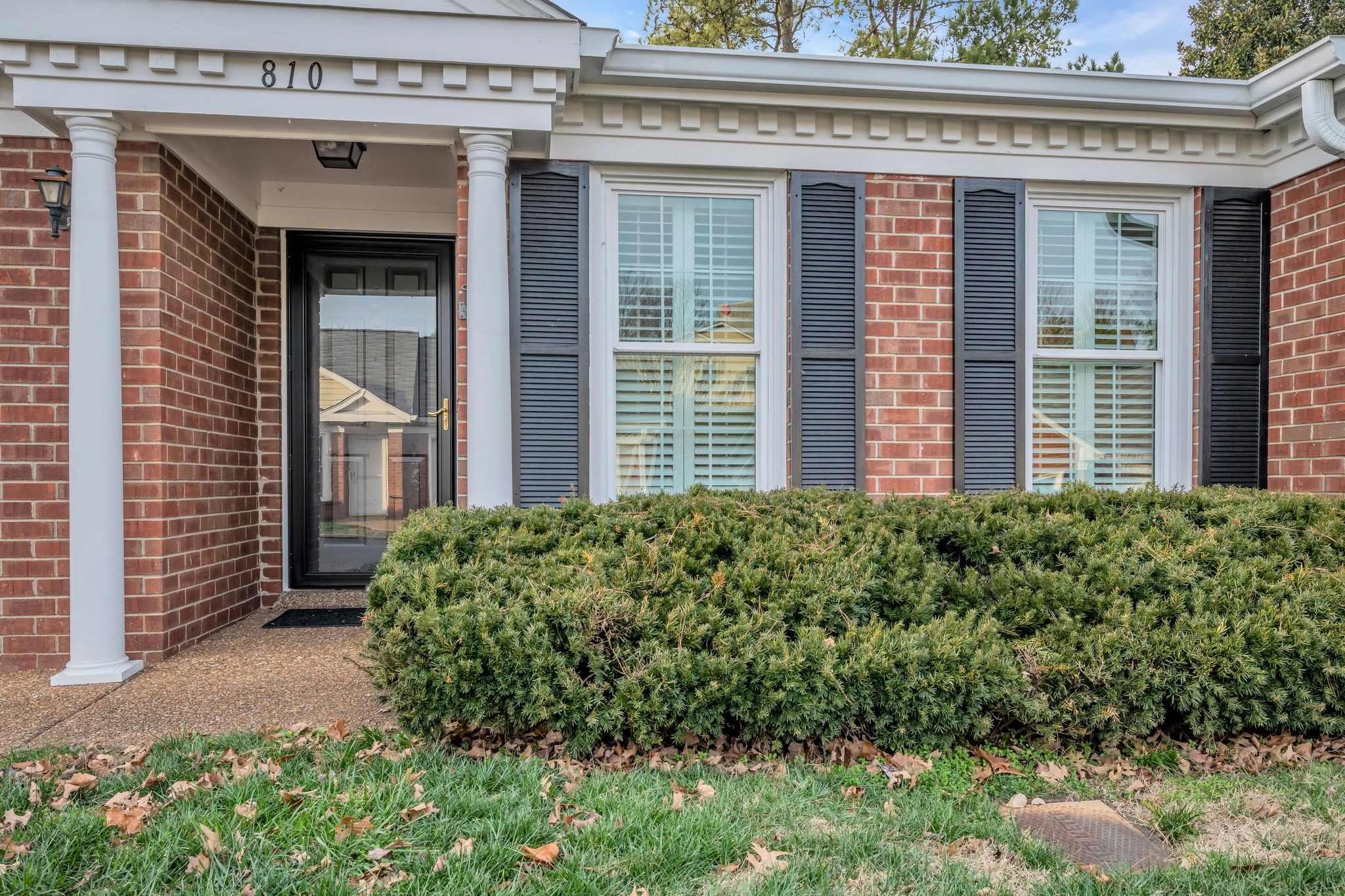 810 Marquette Dr