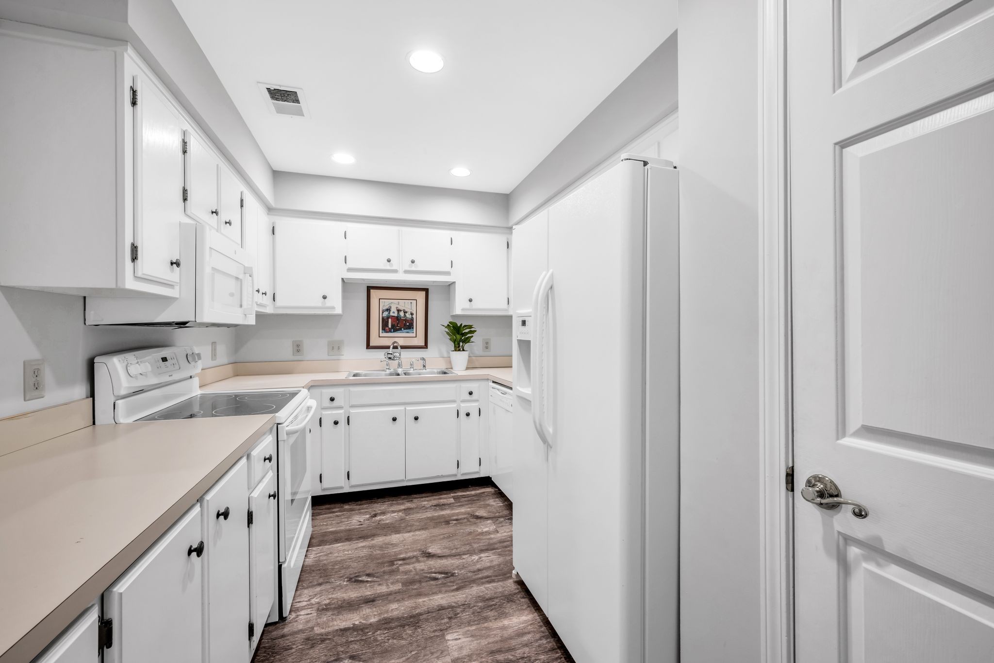 810 Marquette Dr