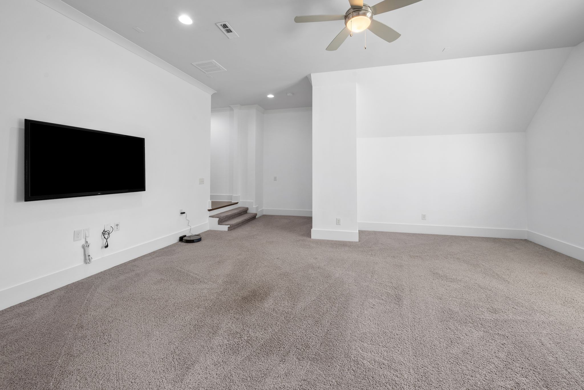 112 Ransom Ave