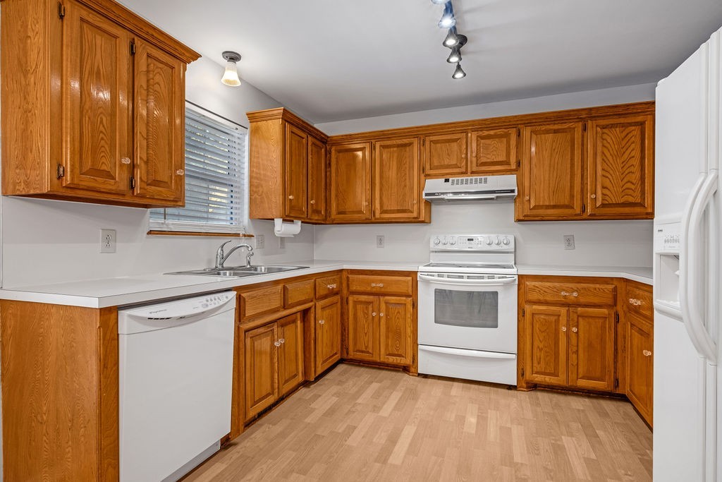 2809 Airwood Dr