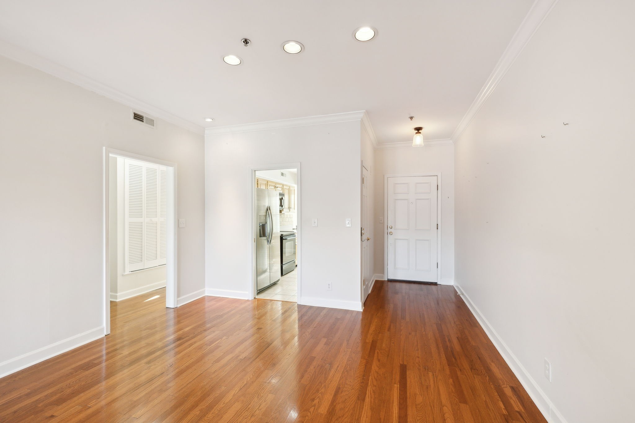 3818 West End Ave Unit: 311