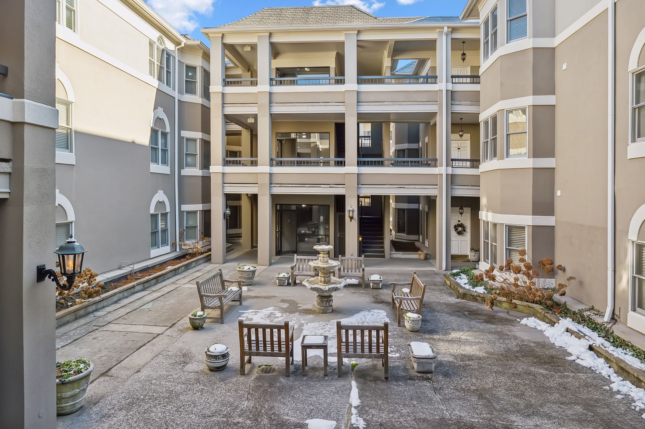 3818 West End Ave Unit: 311