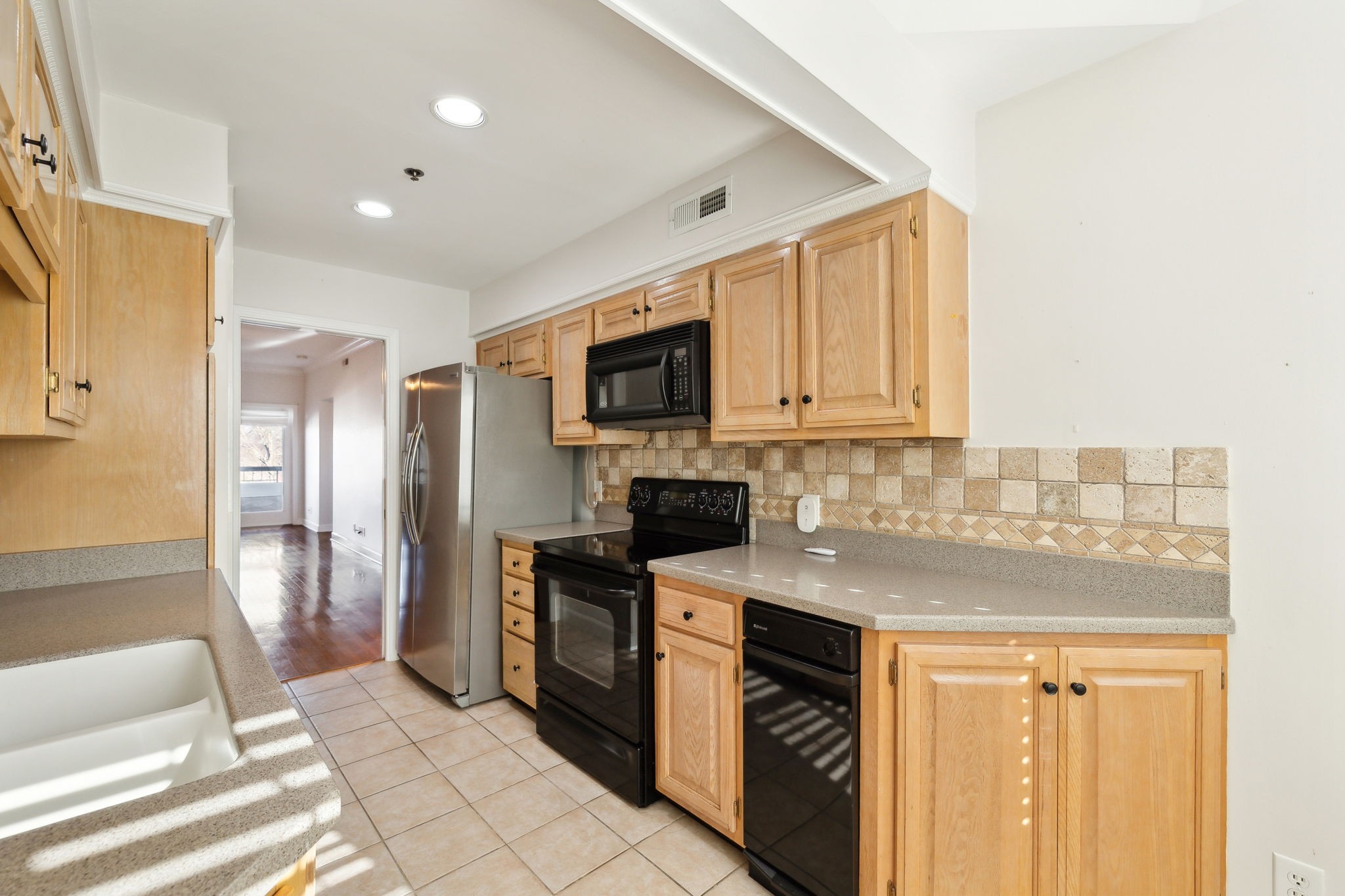 3818 West End Ave Unit: 311