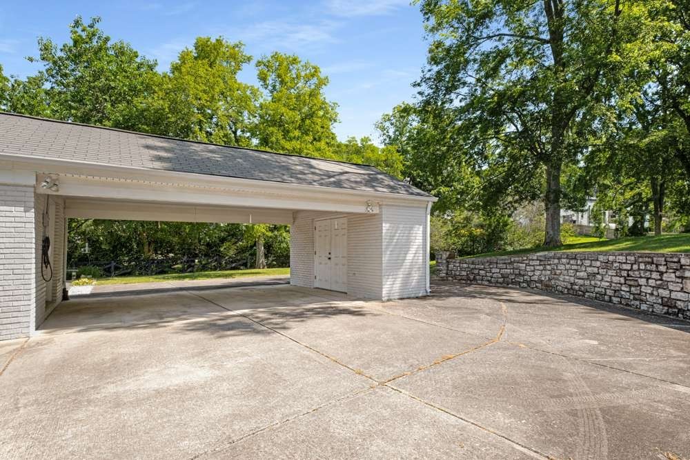 4608 Churchwood Dr