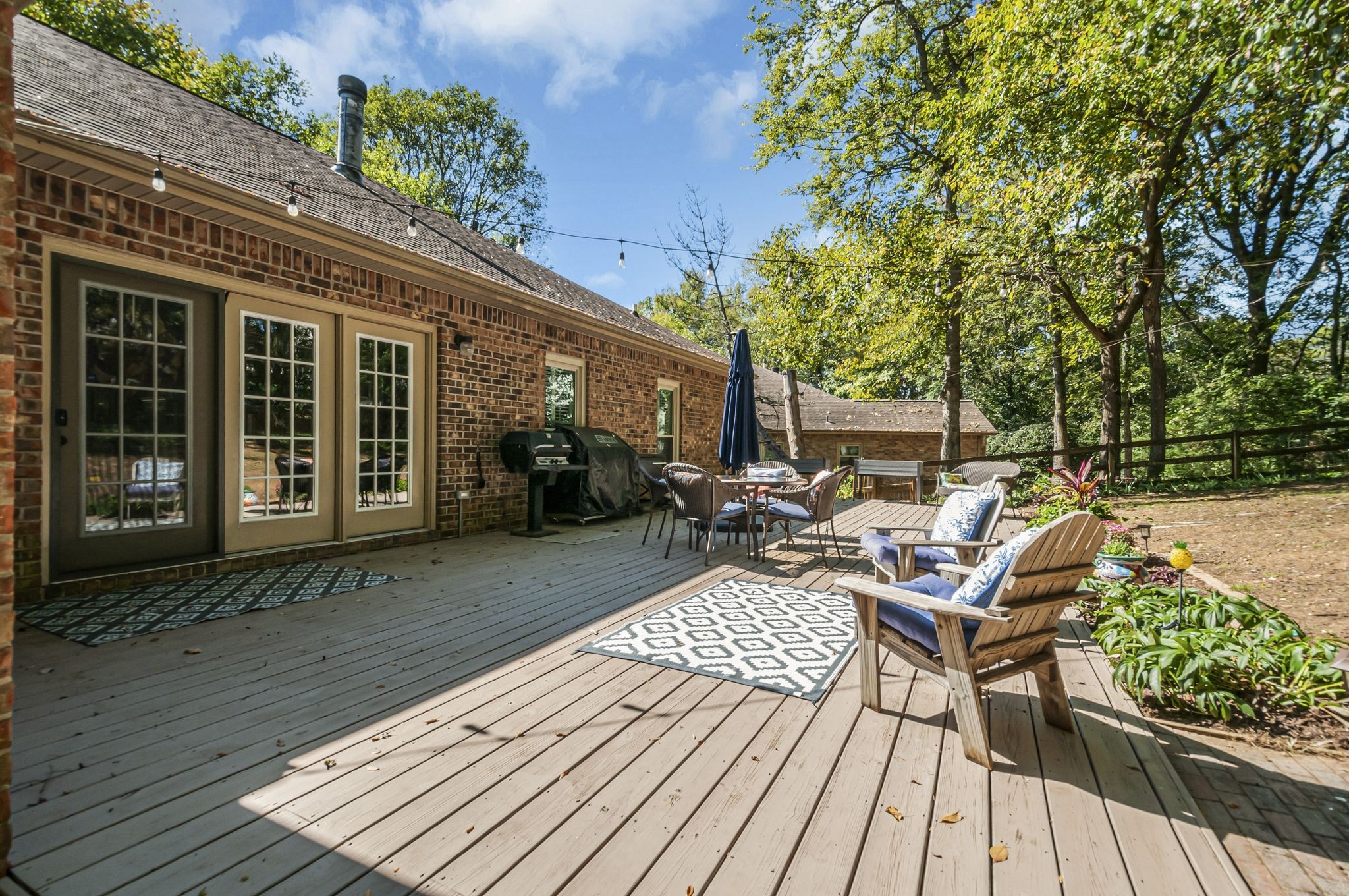 7232 Magnolia Hills Dr