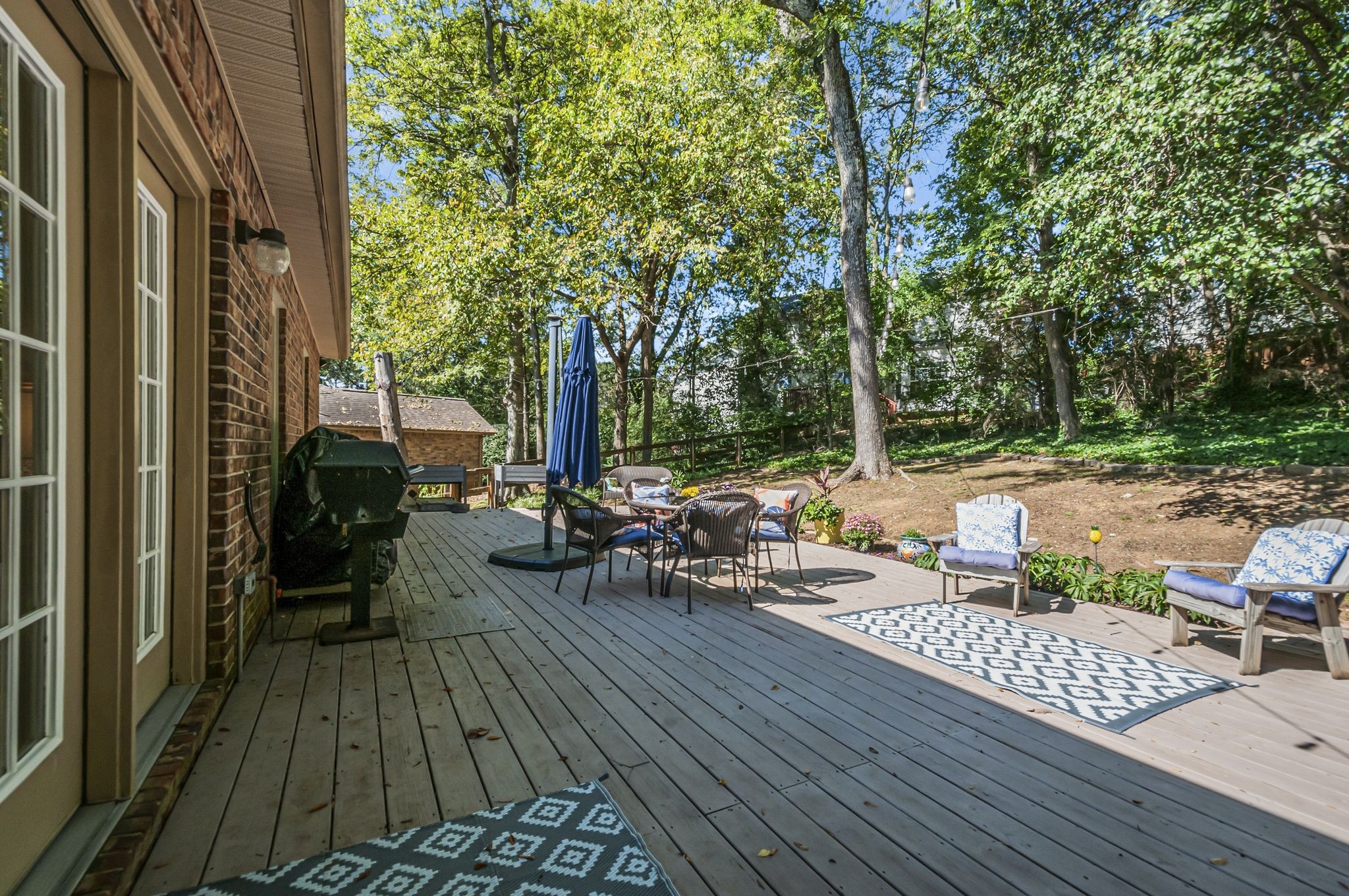 7232 Magnolia Hills Dr