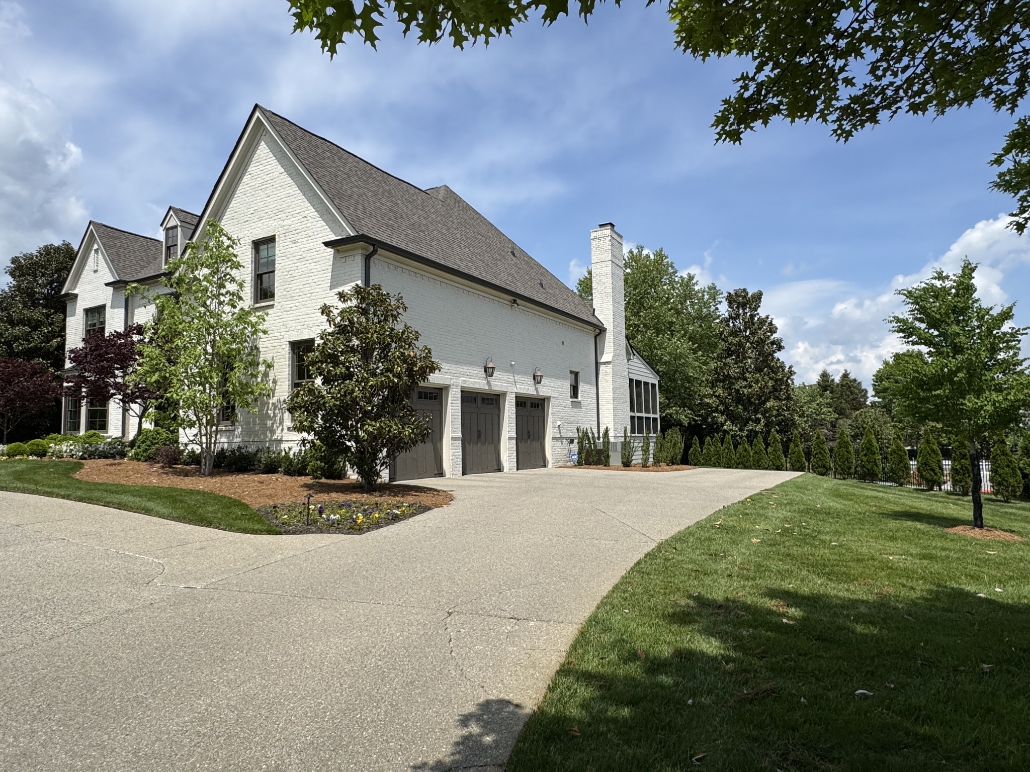 9246 Wardley Park Lane
