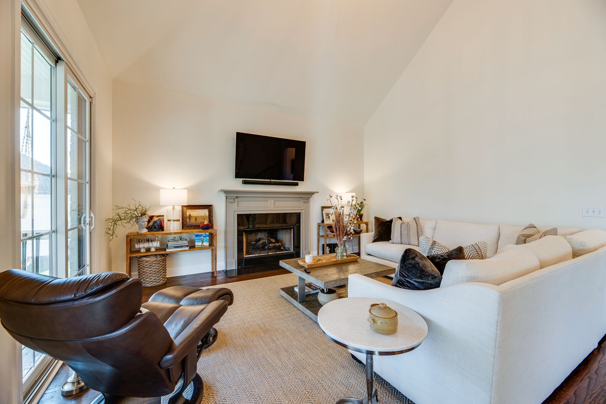 9246 Wardley Park Lane