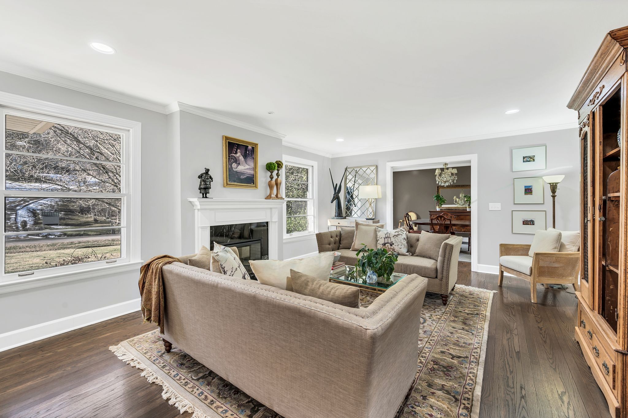 6544 Brownlee Dr