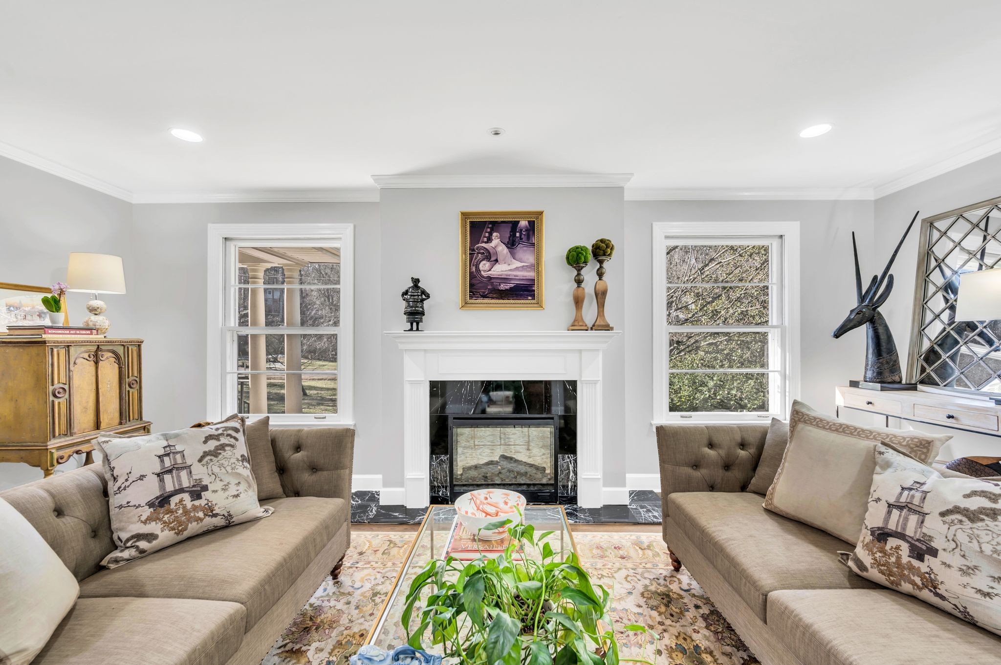 6544 Brownlee Dr