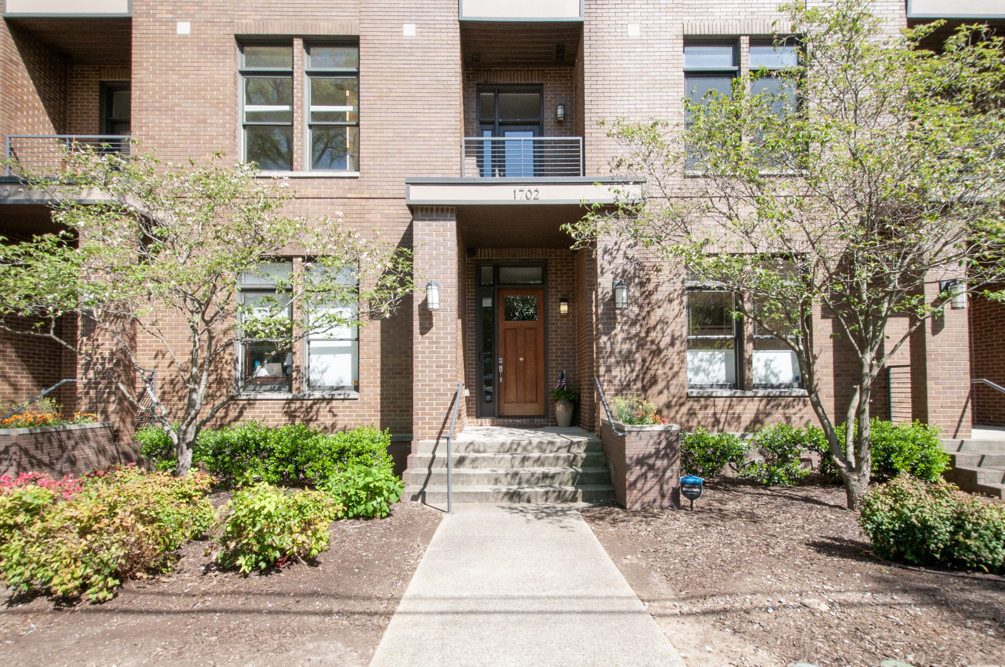 1702 18th Ave, S