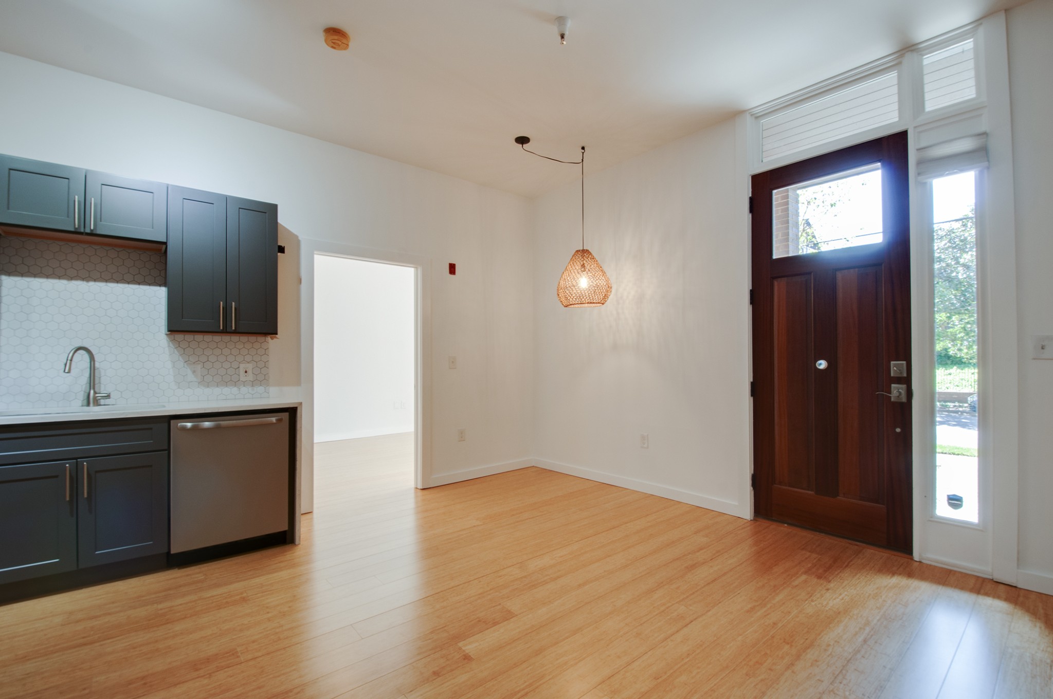 1702 18th Ave, S