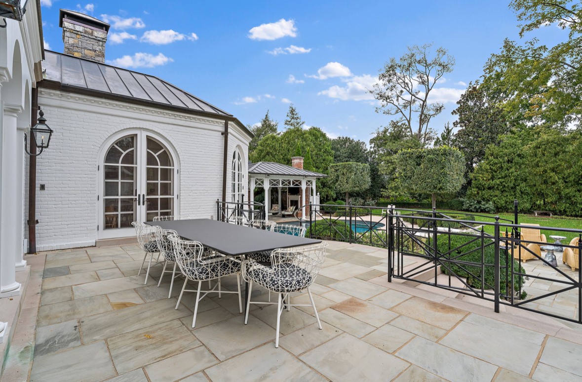 1103 Belle Meade Blvd