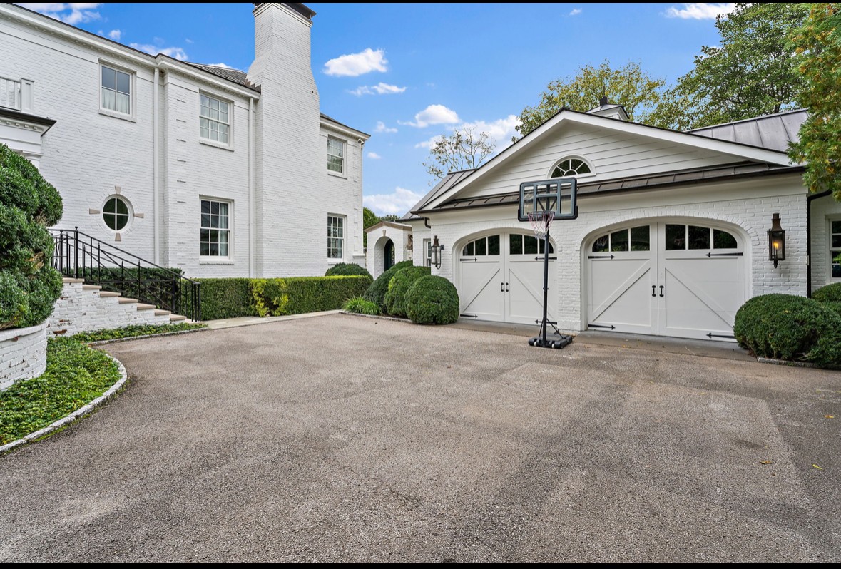 1103 Belle Meade Blvd