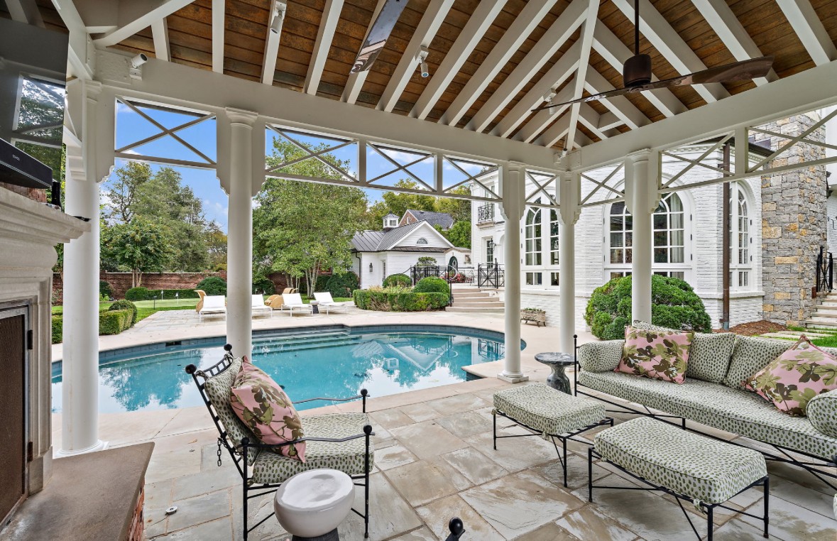 1103 Belle Meade Blvd