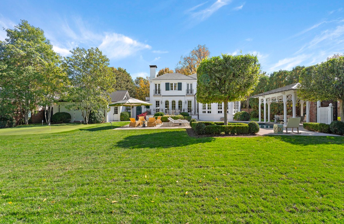 1103 Belle Meade Blvd