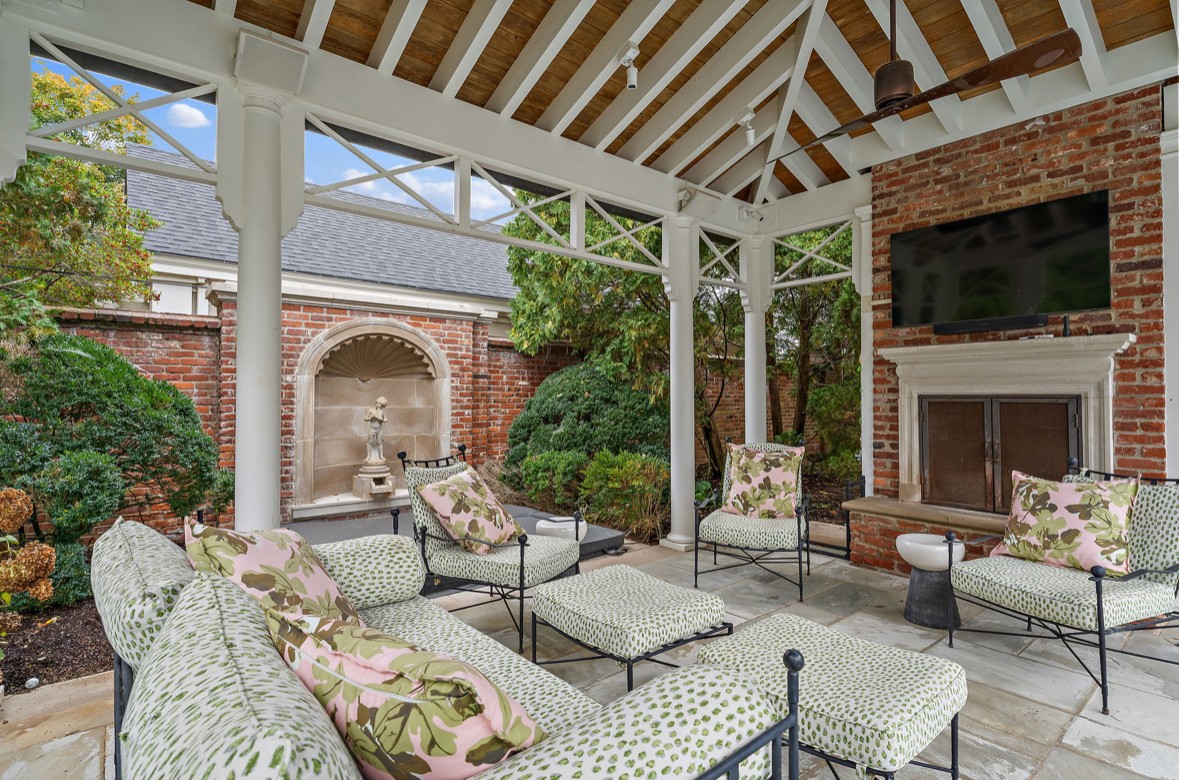 1103 Belle Meade Blvd