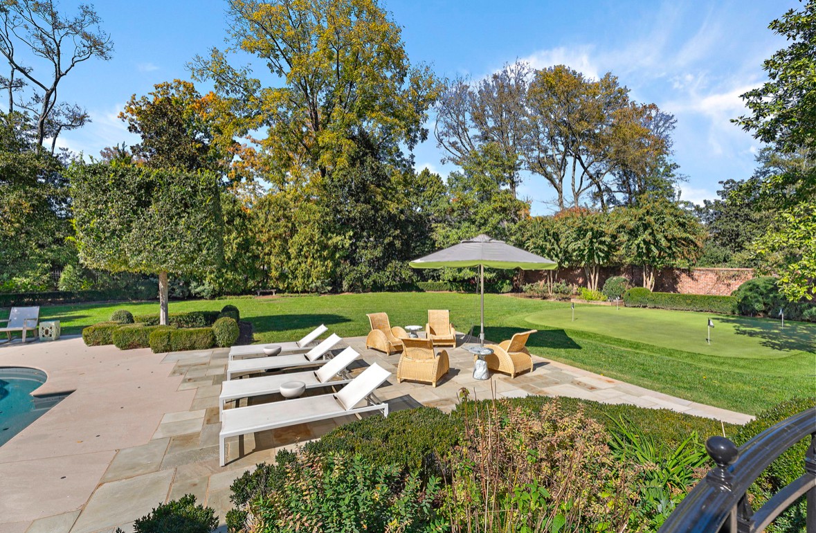 1103 Belle Meade Blvd