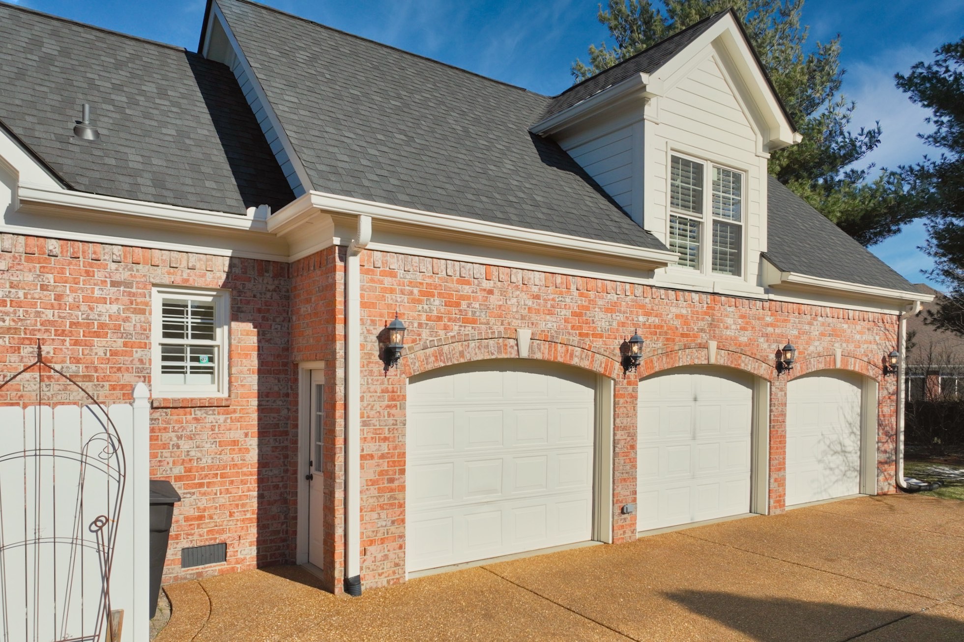109 McCallister Ct