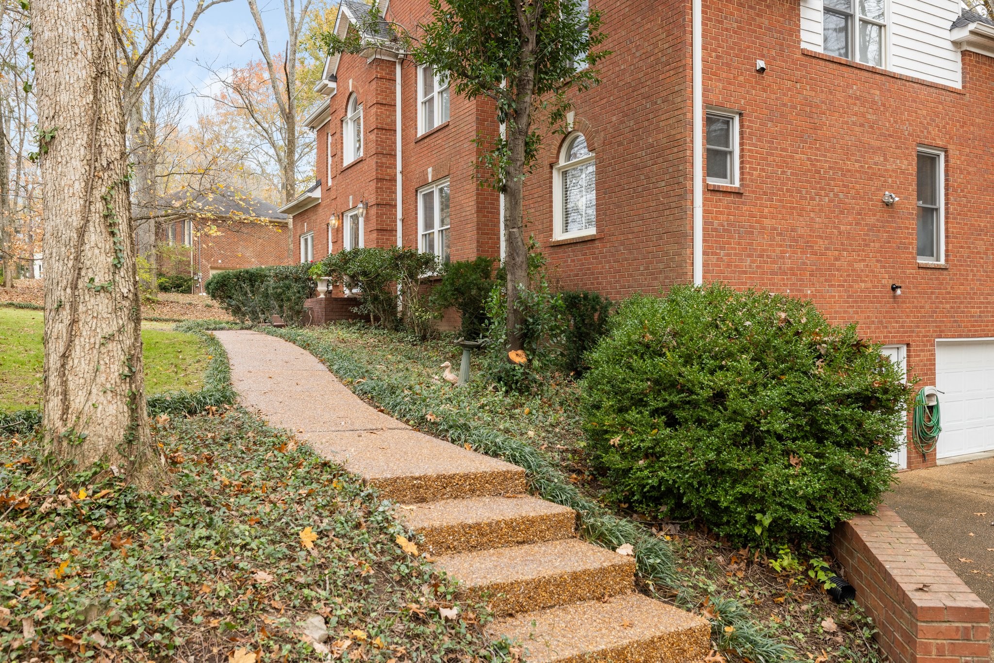 1245 Temple Ridge Dr