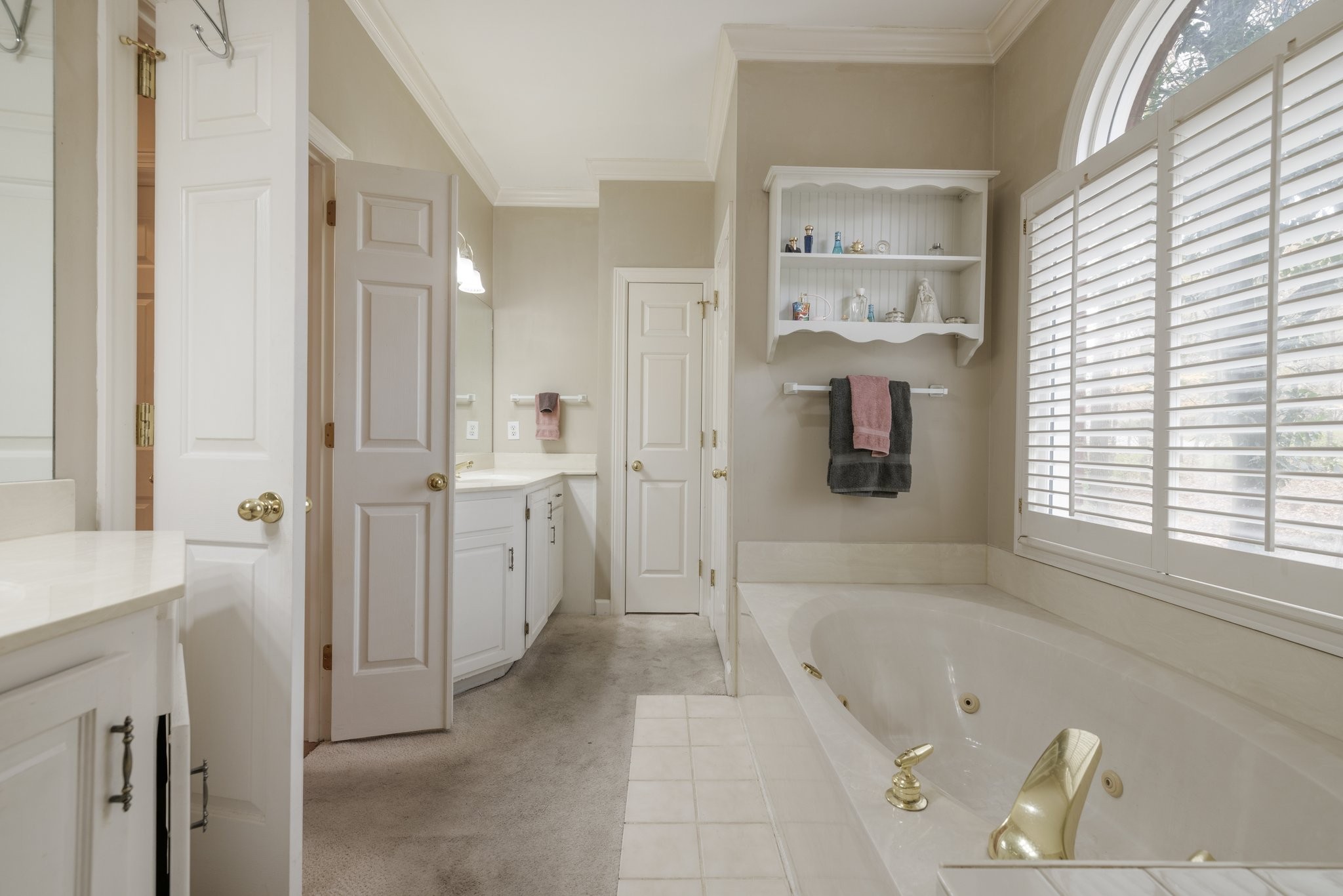 1245 Temple Ridge Dr