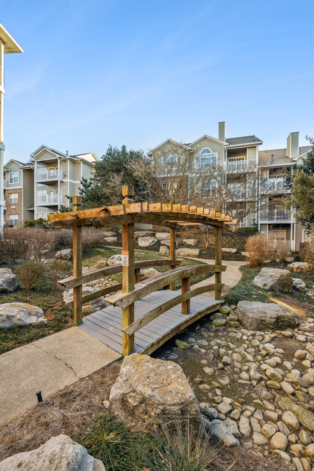2025 Woodmont Blvd Unit: 228